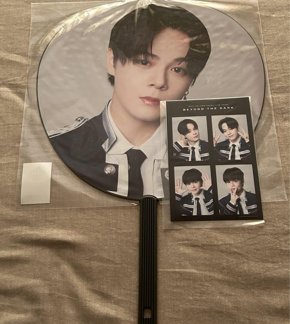 Amazon.co.jp: JO1 鶴房汐恩 うちわ BEYOND THE DARK BTD 京セラ  