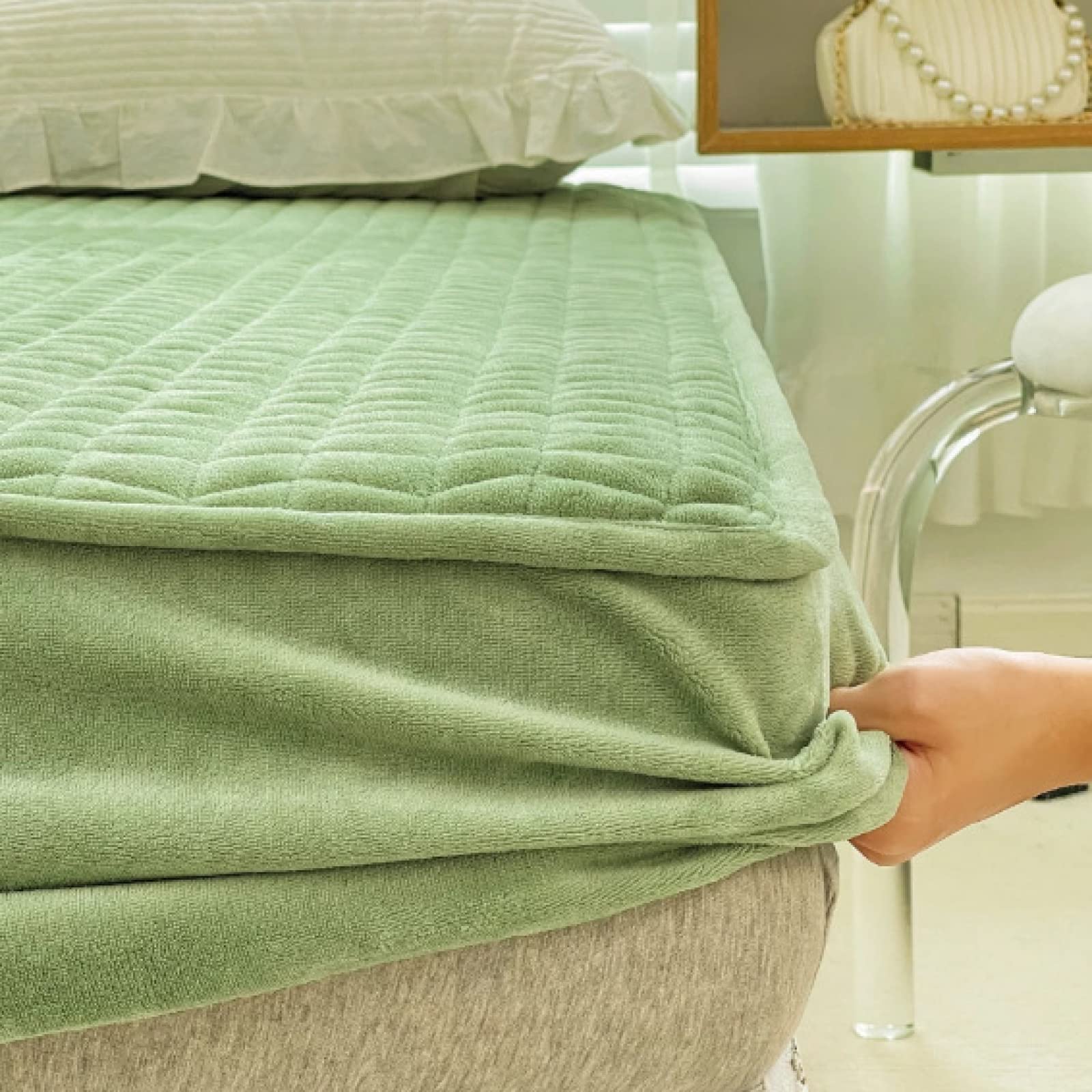 Plusieurs tailles et couleurs disponibles,Drap-housse épais en molleton de corail matelassé pour l'hiver, protège-matelas à poche profonde chaude antidérapante de couleur unie,vert,150*200cm