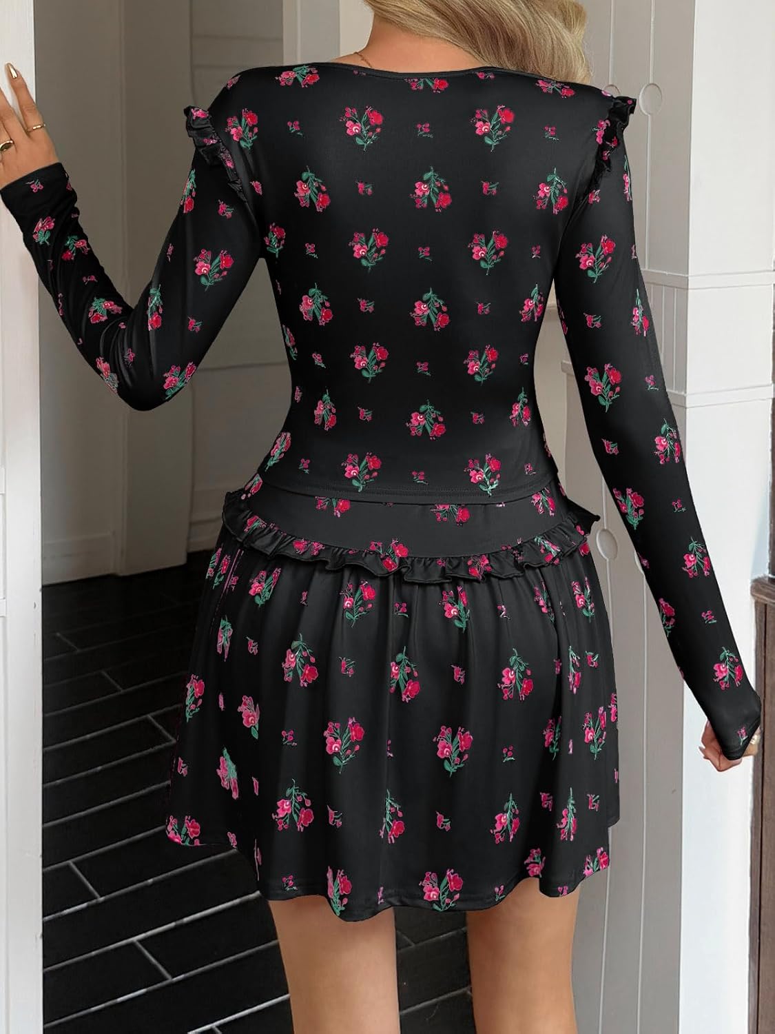 Fisoew Womens 2 Piece Outfits Floral Skort Sets Zip Up Crop Tops Mini Skirts Y2K Ruffle Vacation Clothes - Image 5