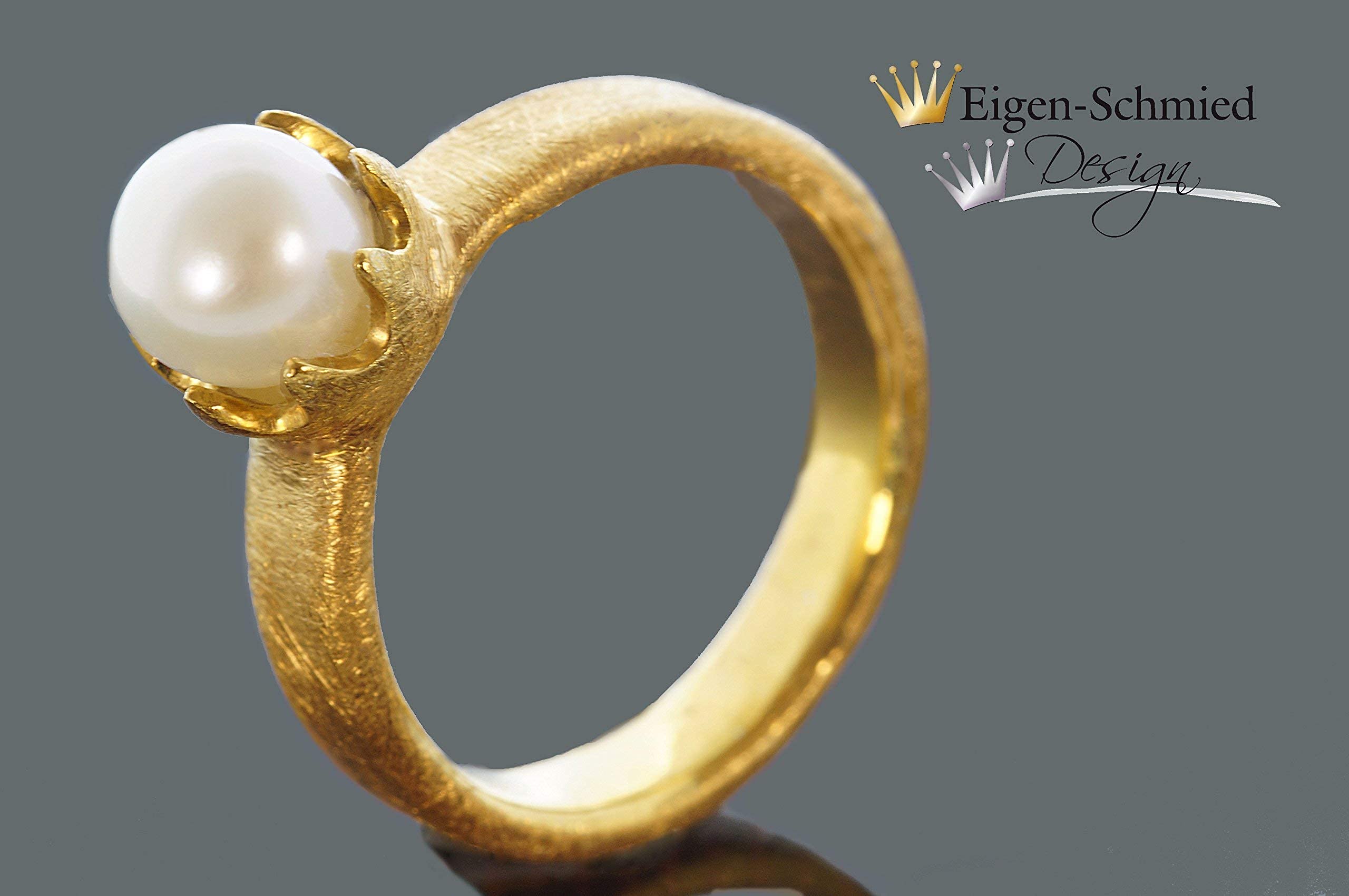 Goldschmiede Perlenring "timeless pearl", Ring mit Perle, Krone, Silberring vergoldet, Perle, Verlobungsring, Prinzessin, Schmuck, Silberschmuck, Valentinstag, Geburtstag, Geschenk, Weihnachten
