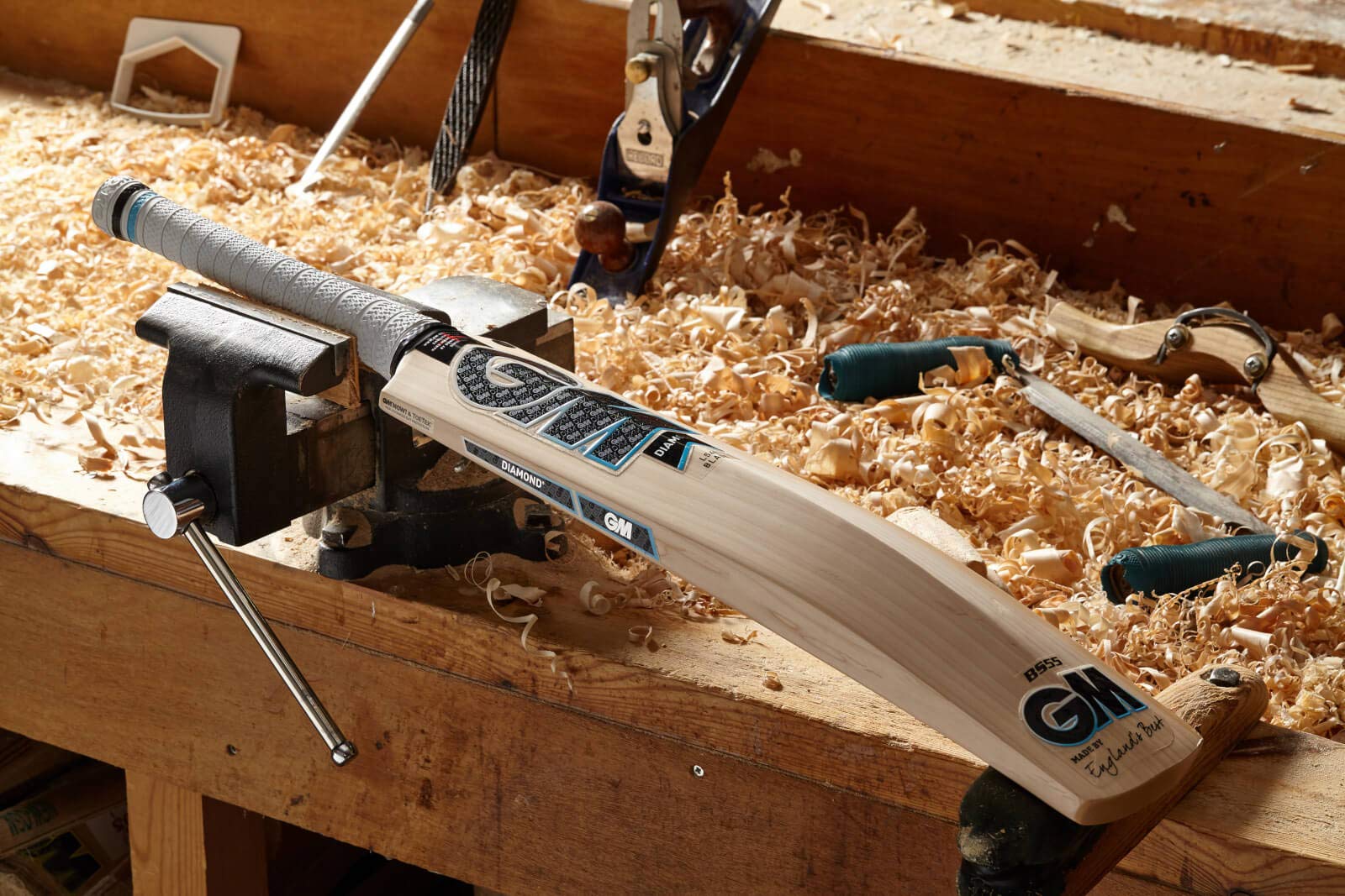 Mazza Da Cricket Gunn &amp; Moore Diamond 101 | Taglia 4 Per Ragazzi 144-150cm | In Salice Kashmir | Manico Esagonale