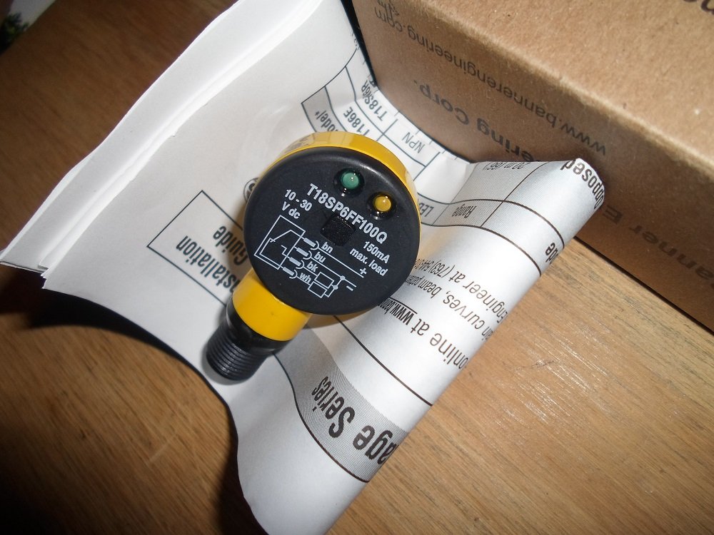 T18SP6FF100Q PHOTOELECTRIC SENSOR