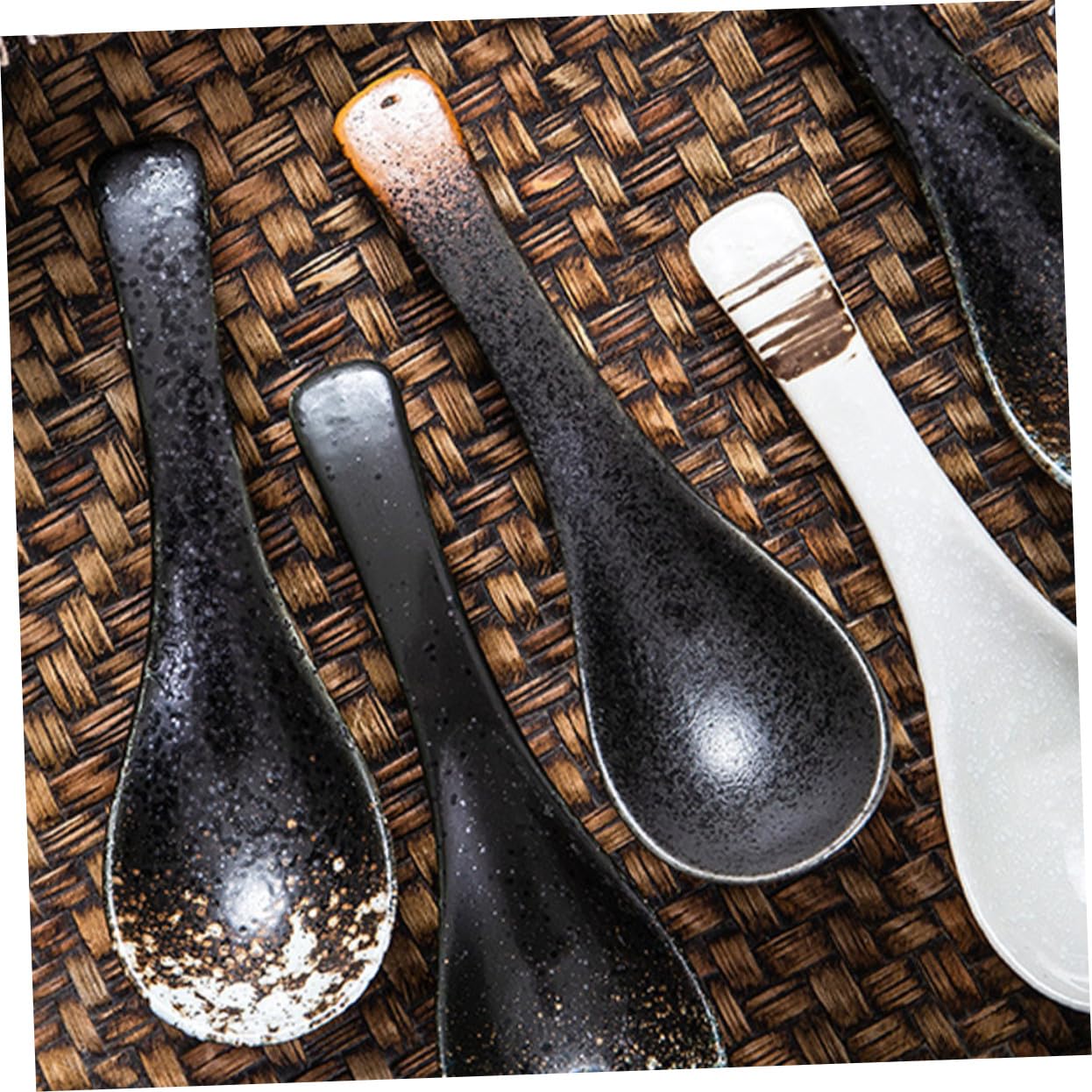 4 piezas Cucharas de Sopa Cerámicas Japonés Cucharas para Arroz y Porridge Resistentes y Anti-quemaduras Diseño Retro para Uso Diario Restaurantes y Hogar