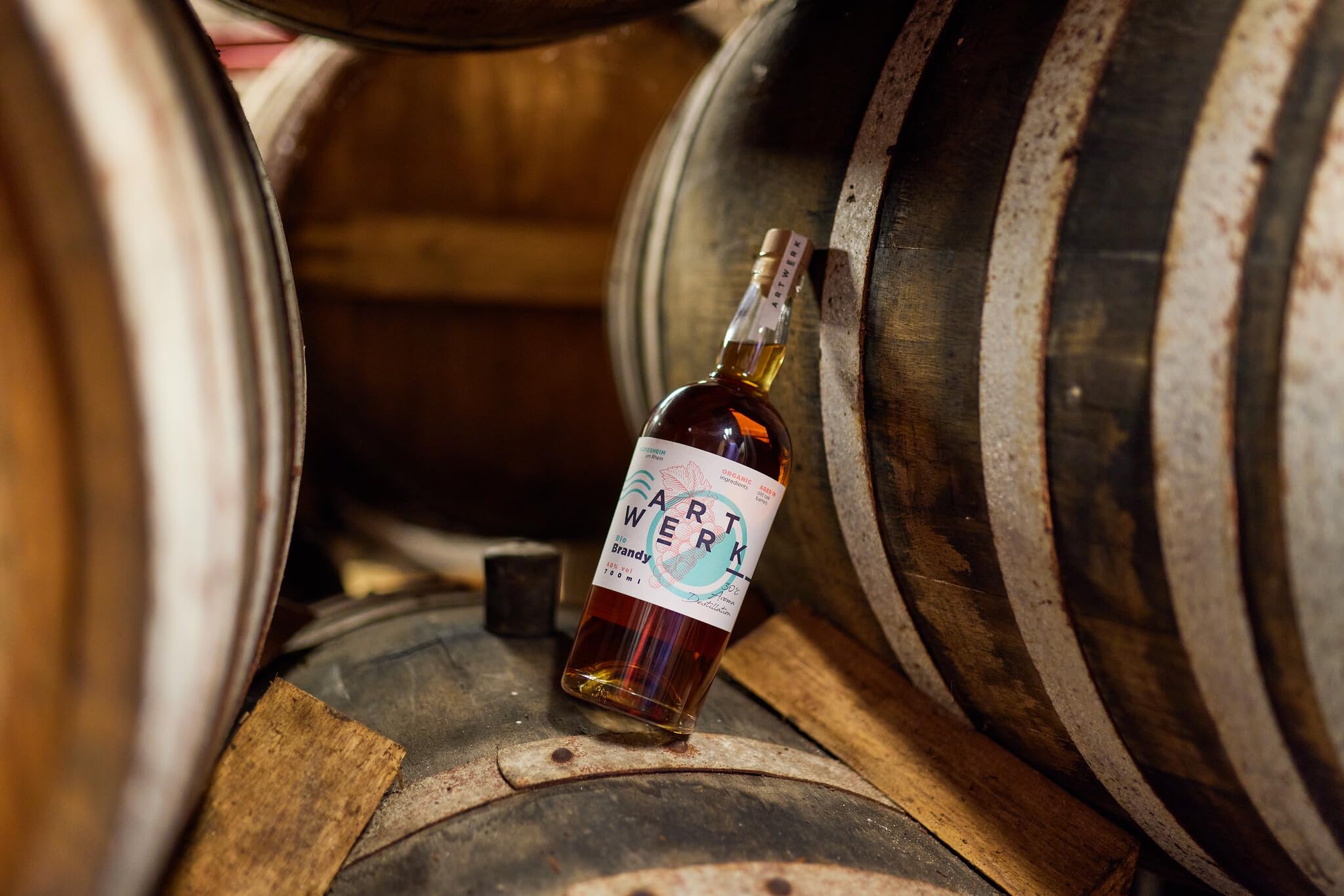 ARTWERK | Brandy | Master Edition | Reifung in alten Eichenholzfässern | Beste Bio-Traubenqualität | Category Gewinner & Gold World Brandy Awards 2022 | Gold IWSC 2024 | 40% vol. | 700ml
