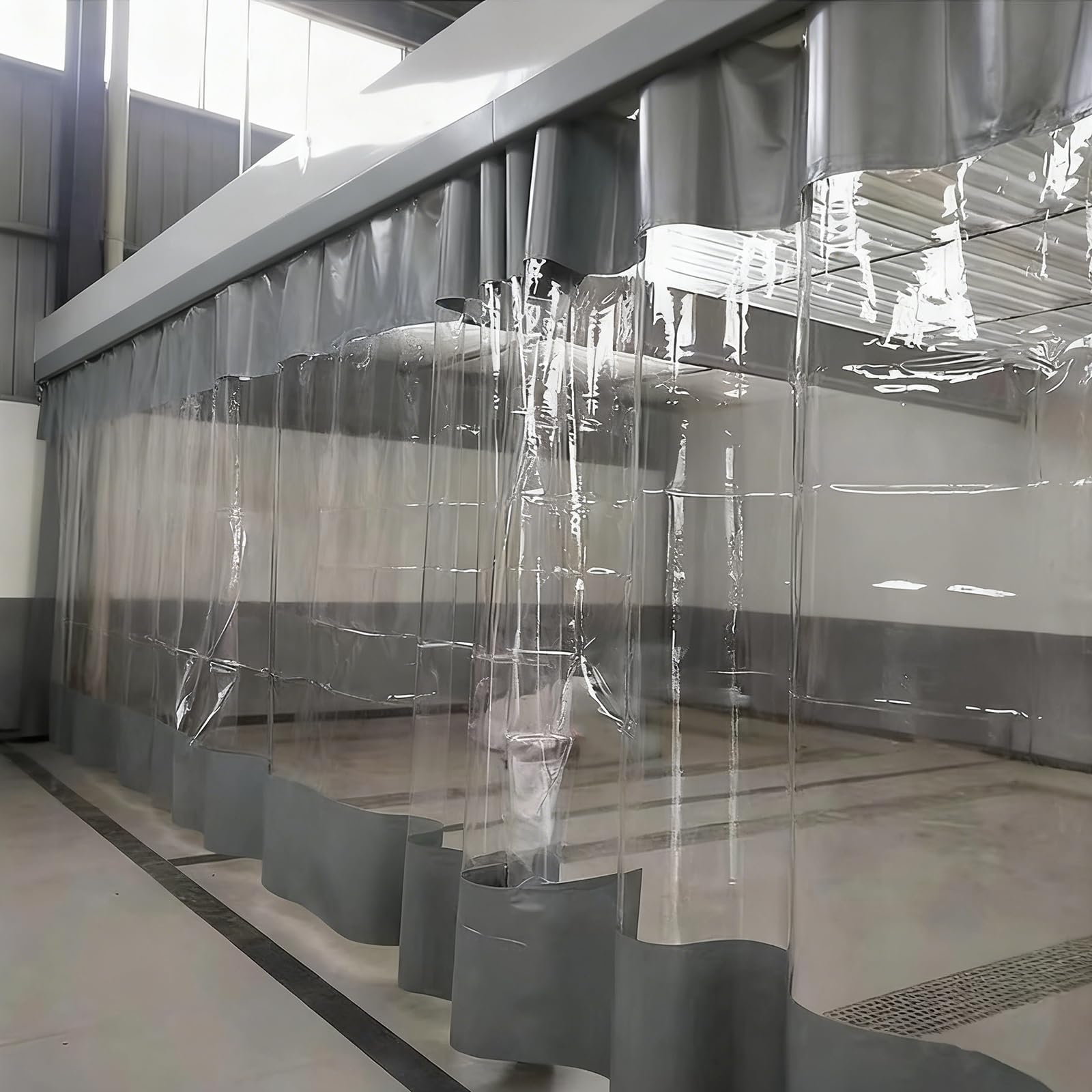 Bâche extérieure imperméable contre la pluie et le vent pour isoler un balcon ouvert