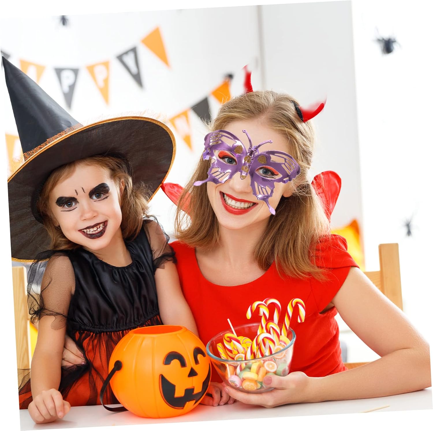 4pcs Butterfly-designed Half Face Women Plastic Masks for Halloween