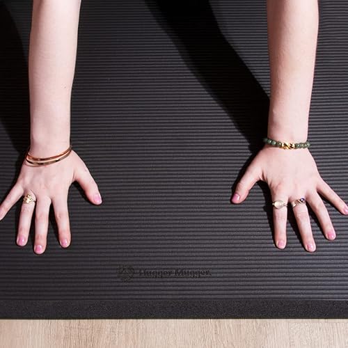 Miniatura 8 de Hugger Mugger Ultimate Cushion - Tapete de yoga negro  Lo último en grueso, agarre, suave esterilla de yoga extra larga y ancha y extra acolchada