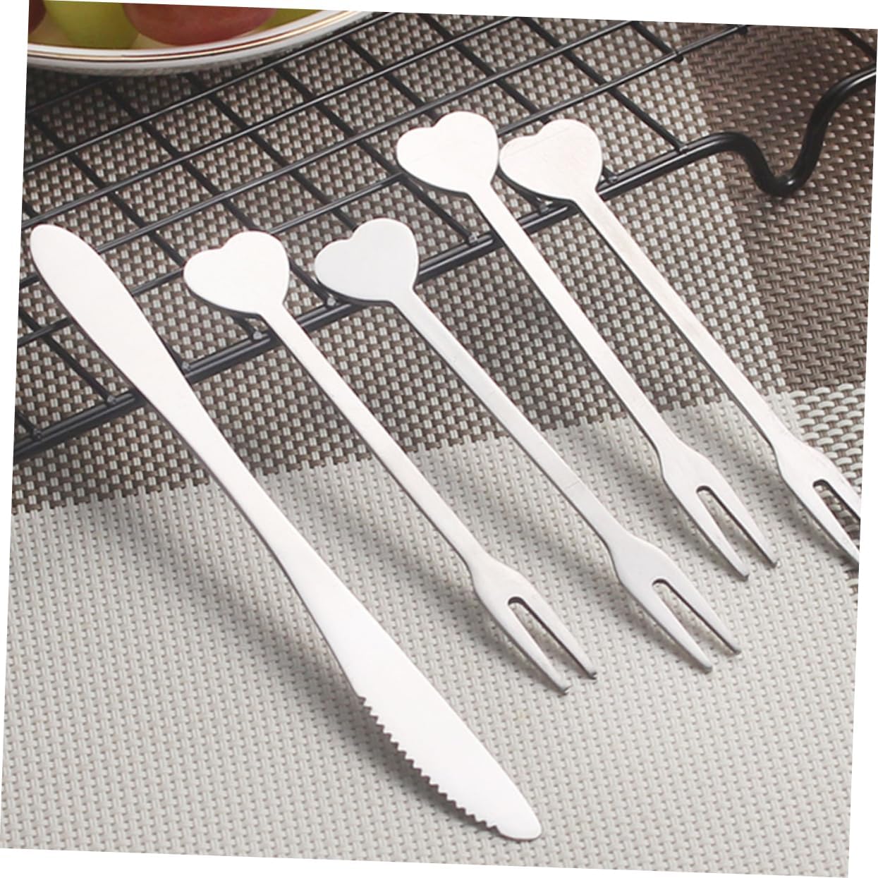 VOSAREA 30pcs Stainless Steel Dessert Forks Party Supplies Forks Heart Shape for Wedding Home Banquet Bar