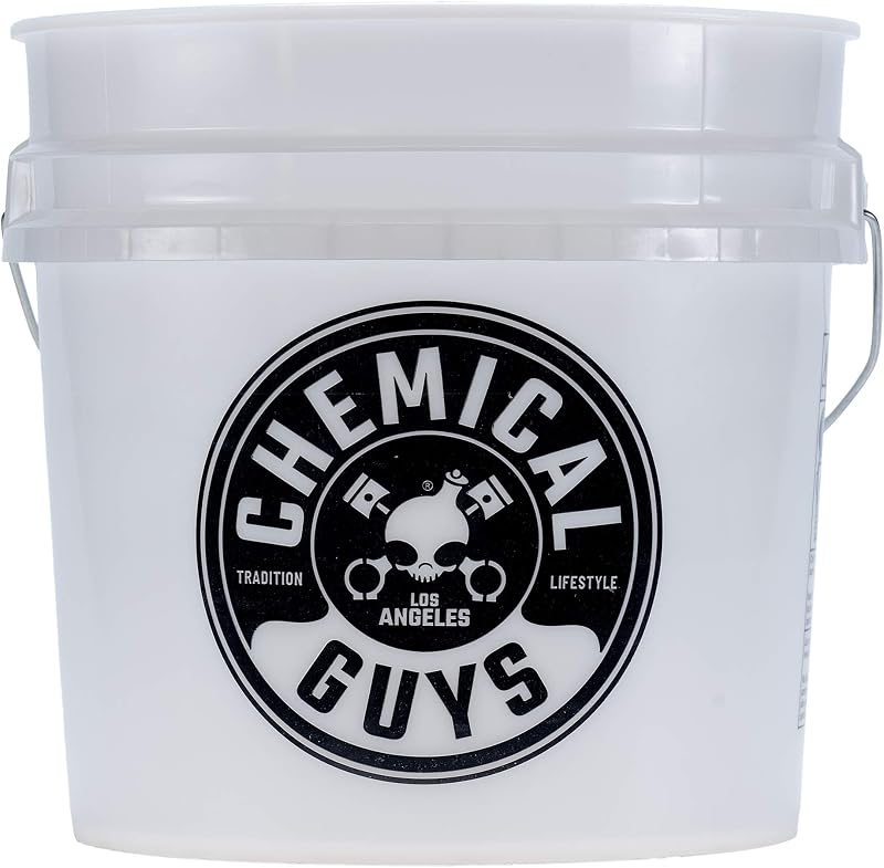 Chemical Guys, cubeta para detalles de alta resistencia con logotipo, 4,5 galones, transparente | El duradero cubo semitransparente contiene jabón, guantes y protectores de arena para un lavado seguro con dos cubos.