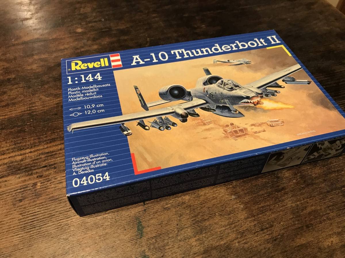 Amazon | 1/144 Revell A-10 Thunderbolt Ⅱ/ ドイツレベル A-10