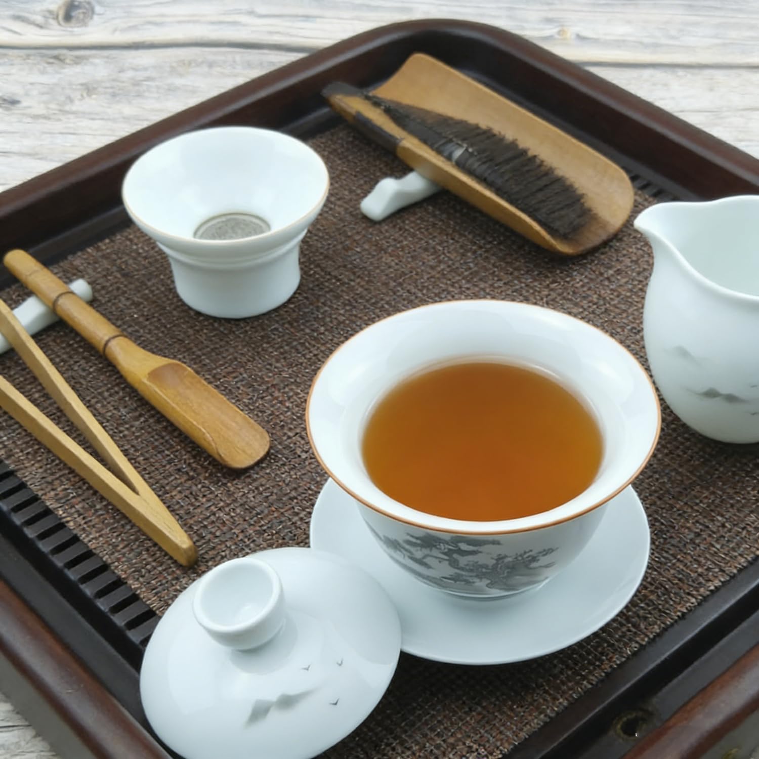 Jingdezhen Chinese Traditional Teaware Gaiwan 5oz/150ml Large Gaiwan, Porcelain Kung Fu Tea Cup and Saucer with Lid, Handmade Ceramic Teacups Sancai Tea Bowl Set