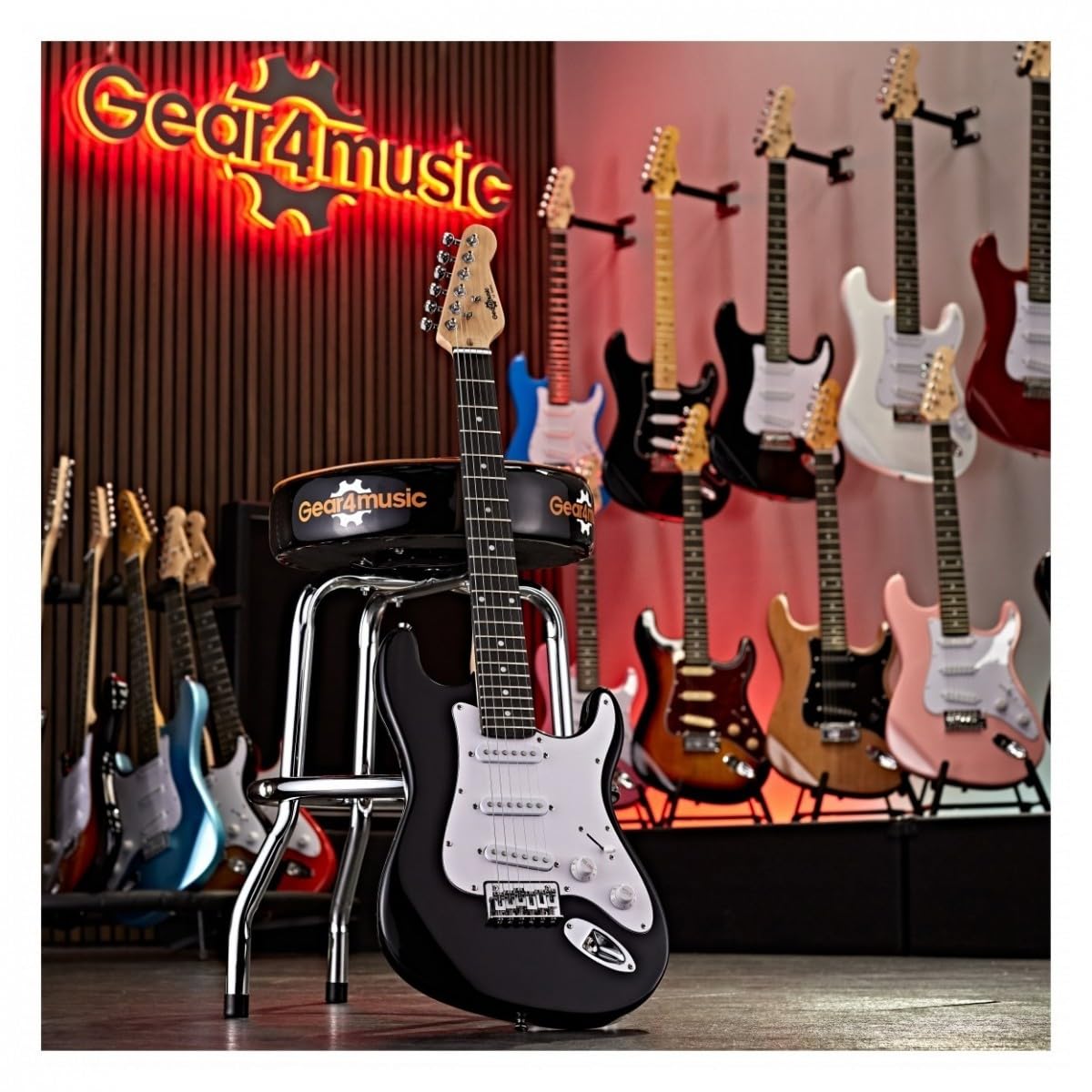 3/4 chitarra elettrica LA MiniPacchetto con Amplificatore nero | Per giovani musicisti, 3 pickup single coil con selettore a 5 posizioni, mini ampli portatile 3W