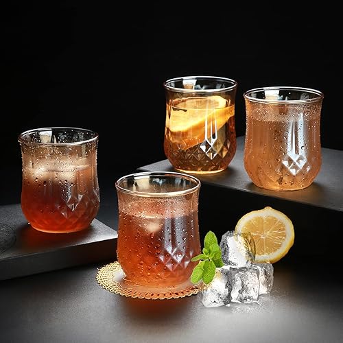 Old Fashioned - Juego de 4 vasos de whisky escocés de 10.15 onzas, vasos de cóctel, patrón de diamante, 4 posavasos, vasos de café helado, vasos de