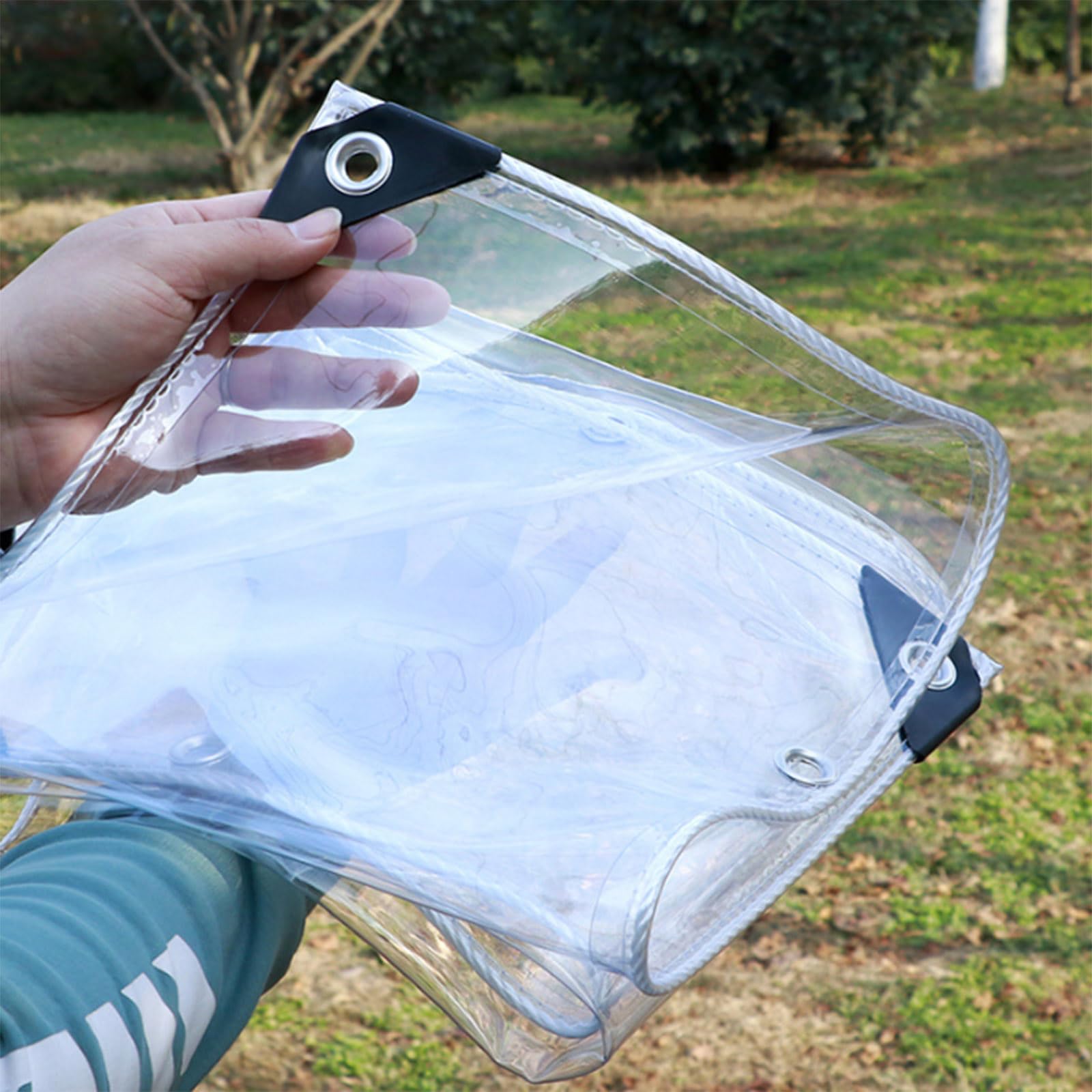 Bâche transparente imperméable avec œillets contre la pluie et le vent sur terrasse et pergola