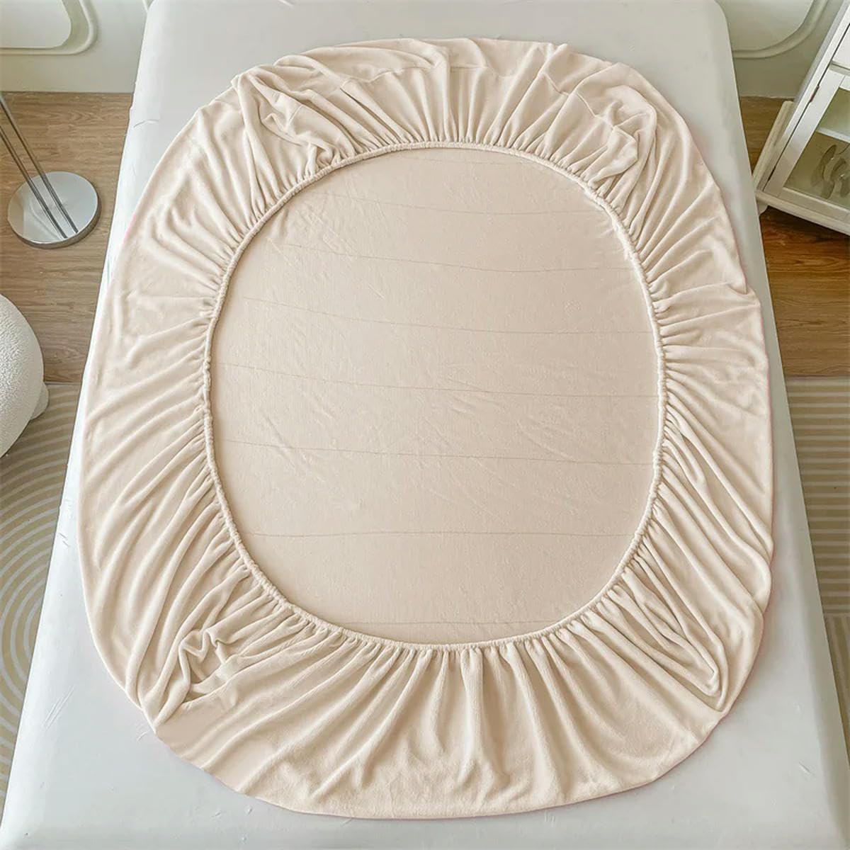 Sábana acolchada de terciopelo de leche, colcha de felpa cálida y gruesa para invierno con banda elástica, sábana ajustable, funda protectora de colchón suave, azul oscuro, 180 x 200 x 25 cm, 1 unidad