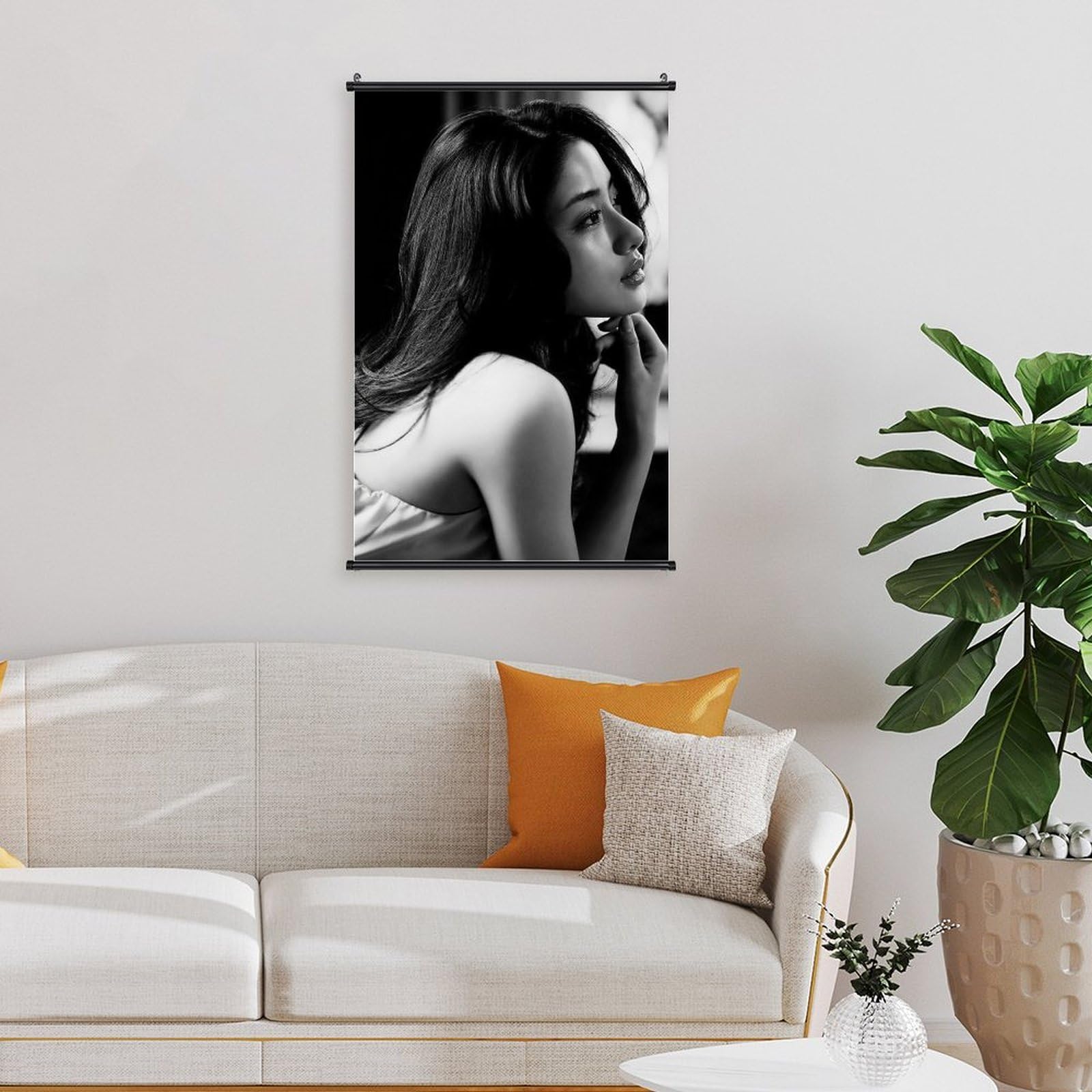 Amazon.co.jp: 石原さとみ白黒スタイルのポスター固体フレームが付いて