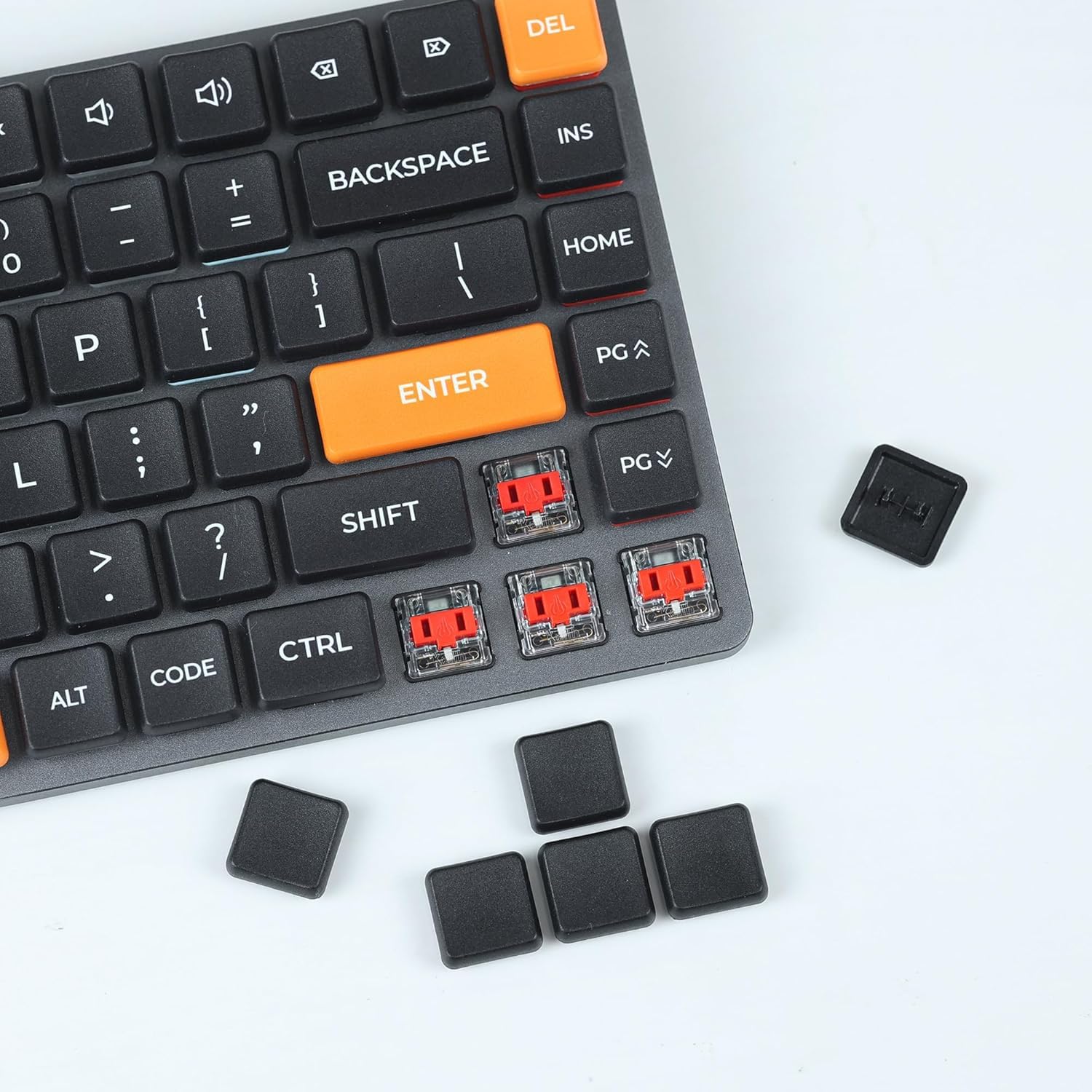 Naya Create(Touch, Touch) + 無刻印キーキャップ 指先がハマる。作業がはかどる！Naya Createが誘う、キーボードの沼