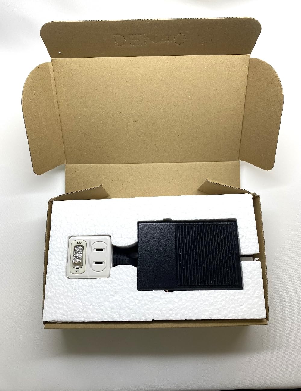 Amazon.co.jp: コンセント型 フットスイッチ （金属ペダル