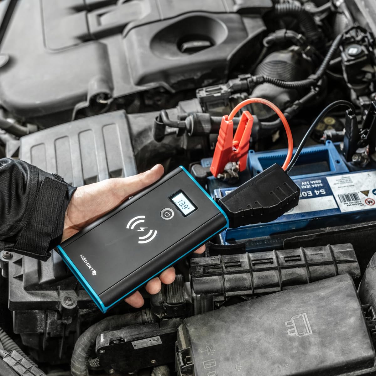 HÖGERT TECHNIK - Arrancador de coche, arrancador con cargador inductivo, batería de arranque para batería de coche, batería de arranque, cargador inductivo integrado de 10 W, corriente de arranque 400