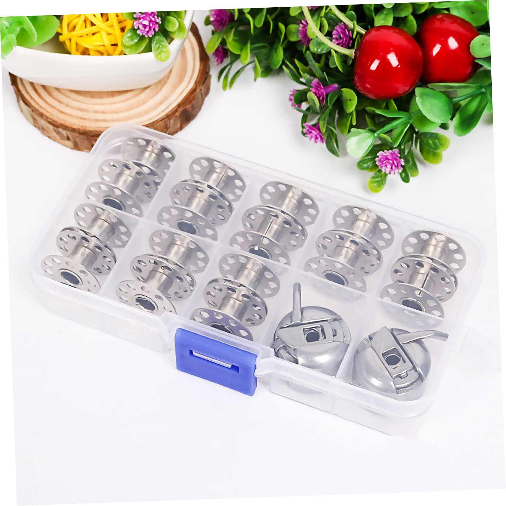 HOMSFOU 1set Bobbin Cases for Sewing Machines Portable and Durable Household Sewing Supplies Compatible with Various Models Silver Design 3pcs