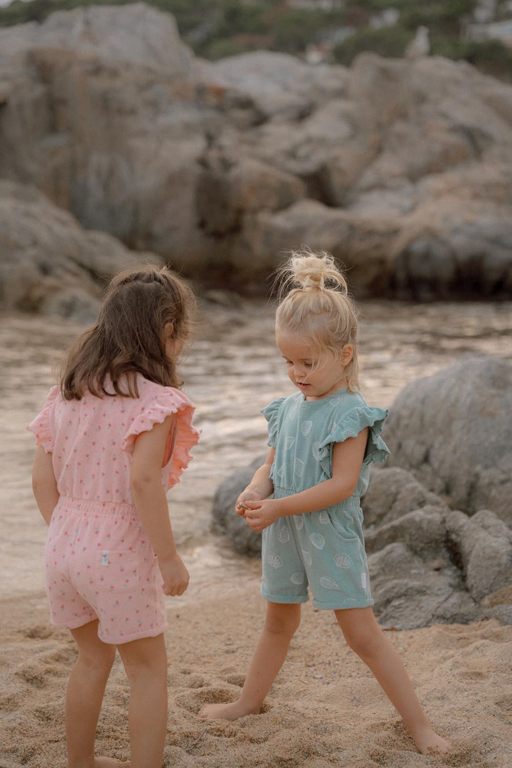 Little Dutch CL25034415 Jumpsuit ärmellos mit Rüschen Frottee - Ocean Treasures Surf Blue (Gr. 86/92)