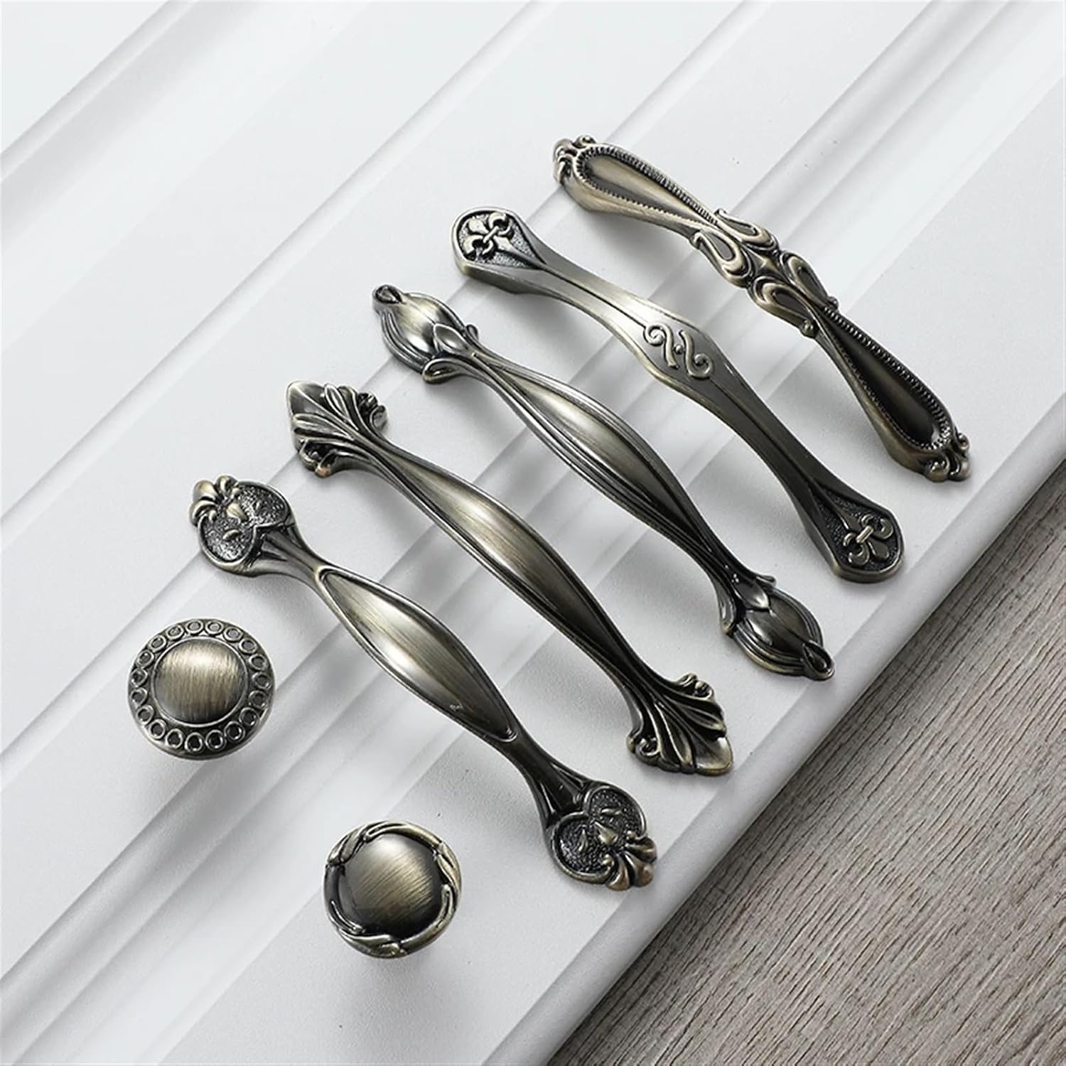 Door Handles Noble Antique Drawer Pulls Vintage Kitchen Cabinet Handles and Knobs Retro Furniture Handles 6012 1Pcs (Color : 6016-128)