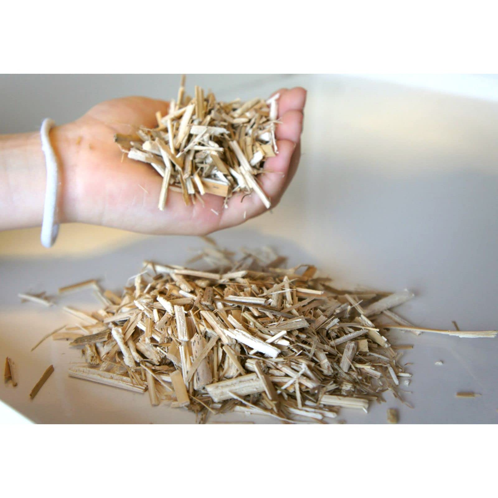 JUMBOGRAS Miscanthus Kleintier Einstreu 6x 20 L – Elefantengras, Chinagras Häckselgut – besonders saugfähig & geruchsbindend – günstige Alternative zu Stroh, Sägespänen & Holzspänen