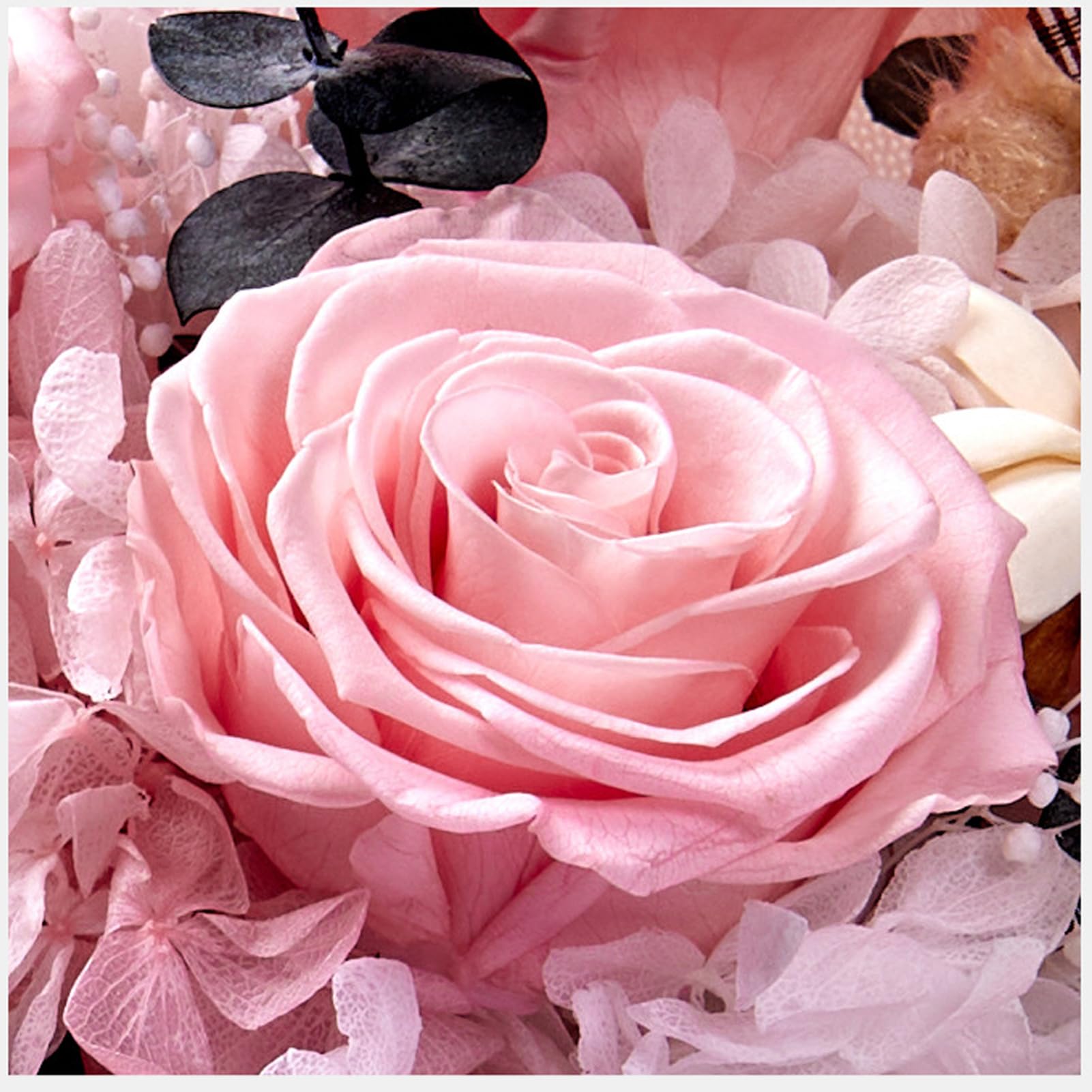Bouquet de Roses Éternelles, Fleur Eternelle avec Un Ours, Fleurs Préservées avec Coffret Cadeau, Cadeau Femme, Maman, Épouse, Fête des Mères, Saint-Valentin, Anniversaire