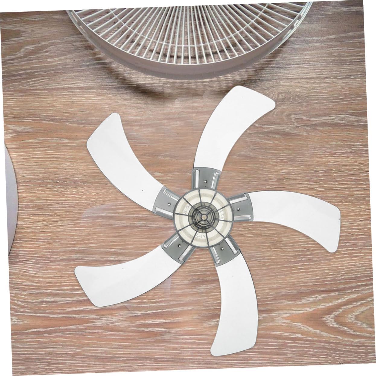 Mobestech 1set Thickened Fan Blades Replacement for Table Pedestal and Ceiling Fans Fit for Quiet Indoor and Outdoor Spaces