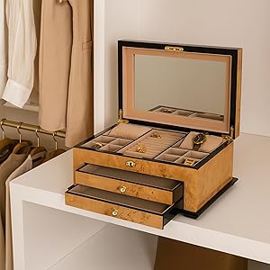 Amazon.com: Bey-Berk Birdseye Maple Lacquered Wood Jewelry Chest