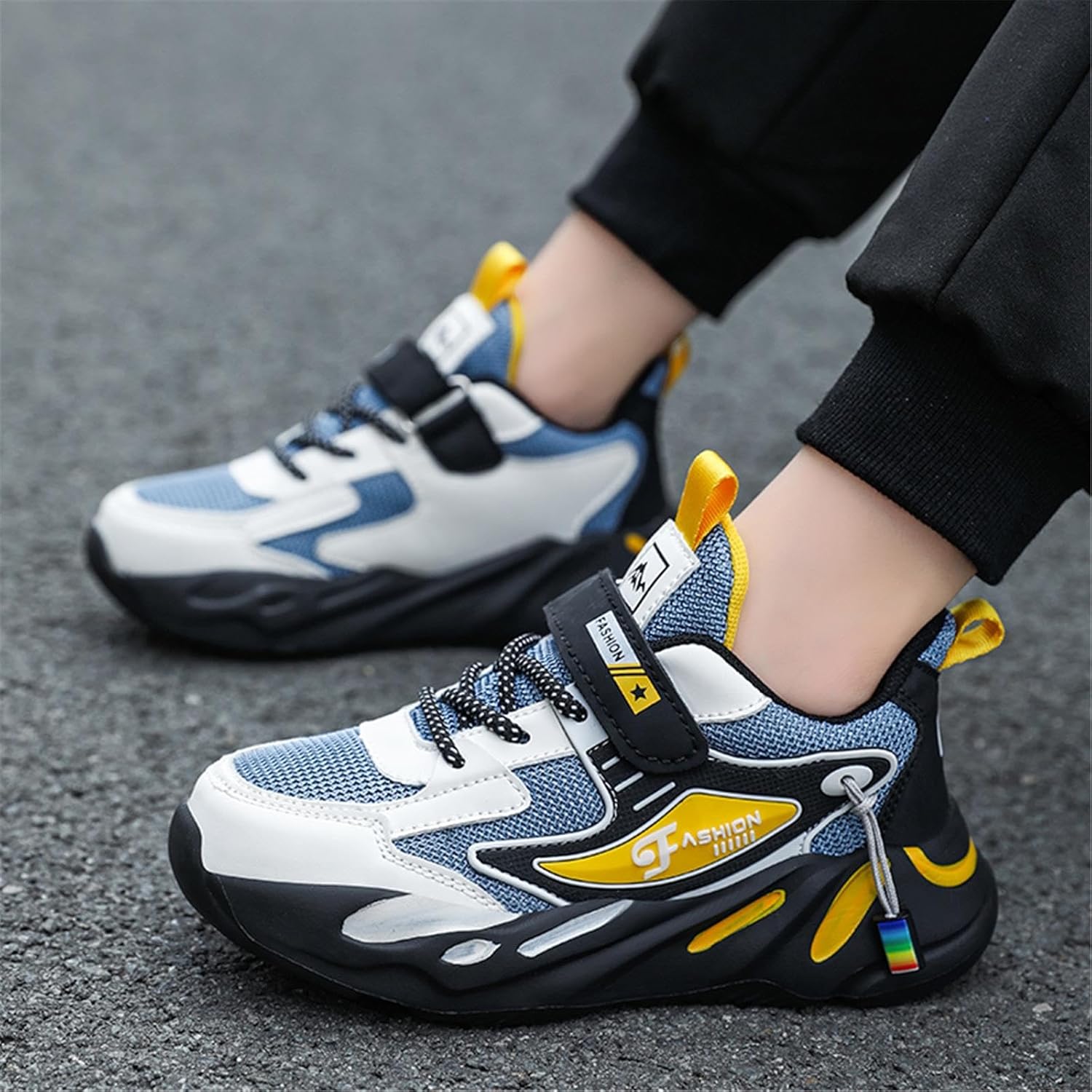 Boys Girls Shoes Lightweight Breathable Running Tennis Athletic Kids Sneakers