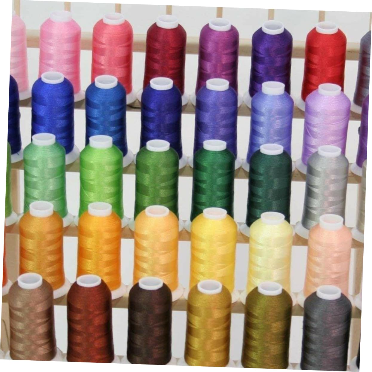 Fil à Broder Set de Couleurs 500m Polyester, Lot de 40 Set de 120d/2