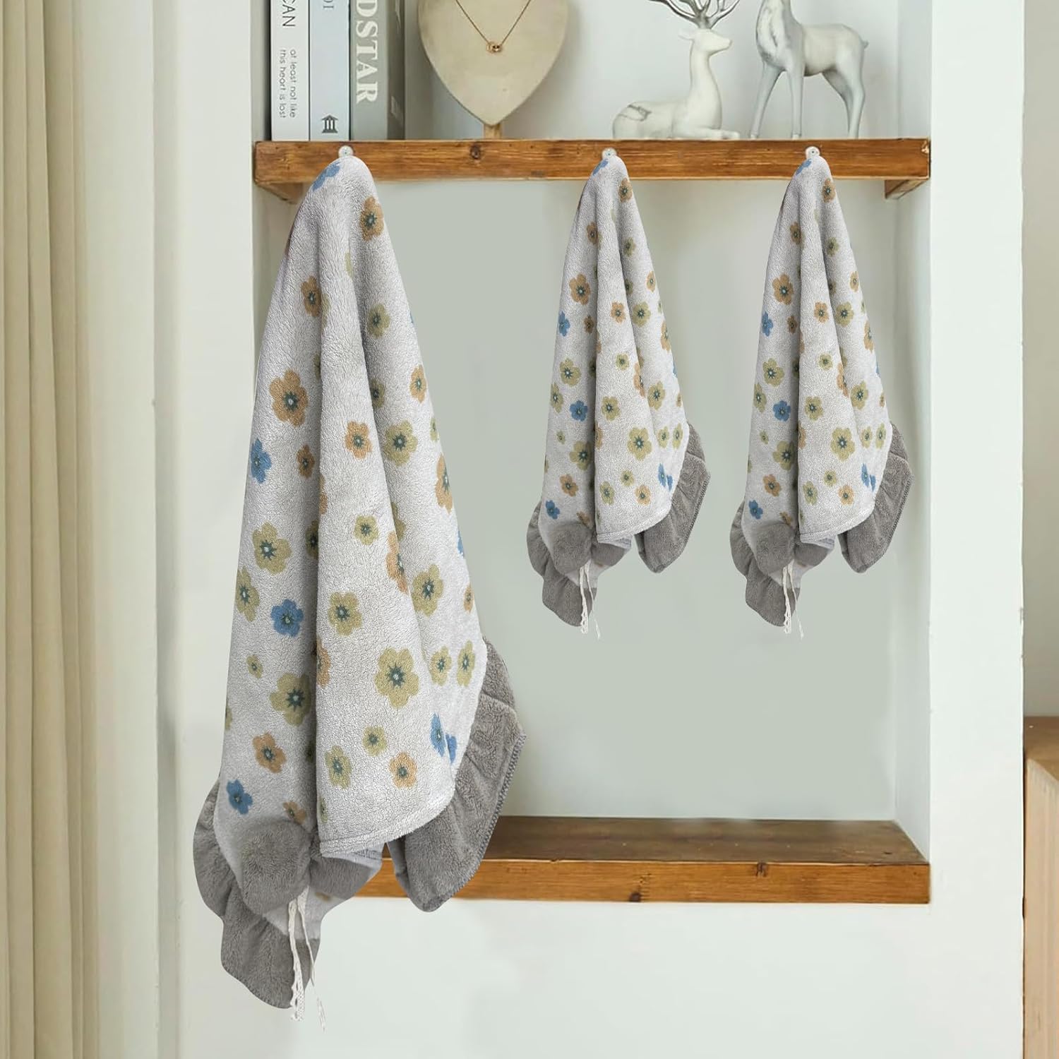 Bath Towels Set 3Pcs Cute Flower Hand Towels Soft Coral Velvet Towels Set Highly Absorbent & Quick Drying Washcloth Set for Bathroom Spa Girls Boys (Grey)