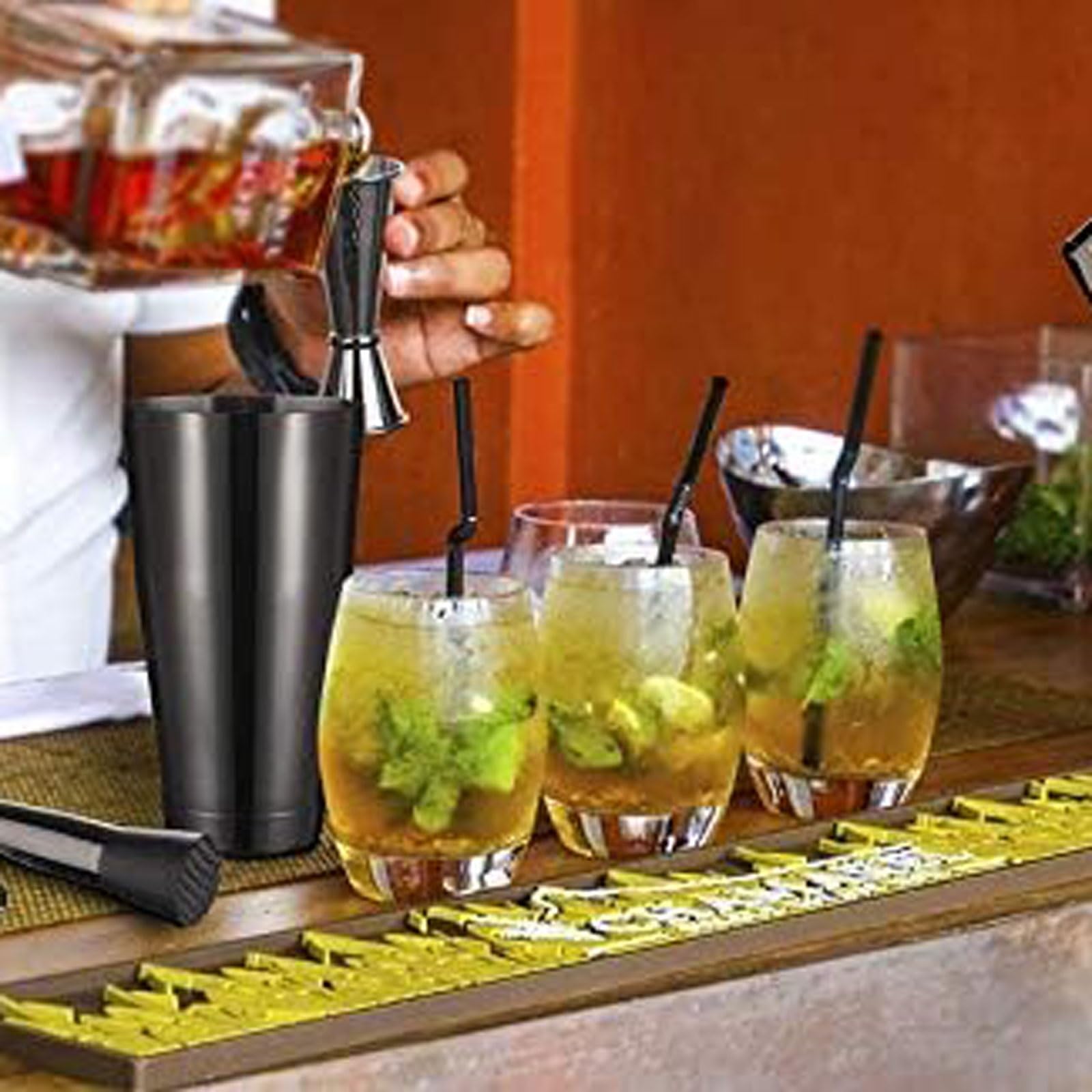Juego de coctelera de Acero Inoxidable de 13 Piezas, Kit de Herramientas de Barra con colador for coctelería doméstica y Uso Profesional.