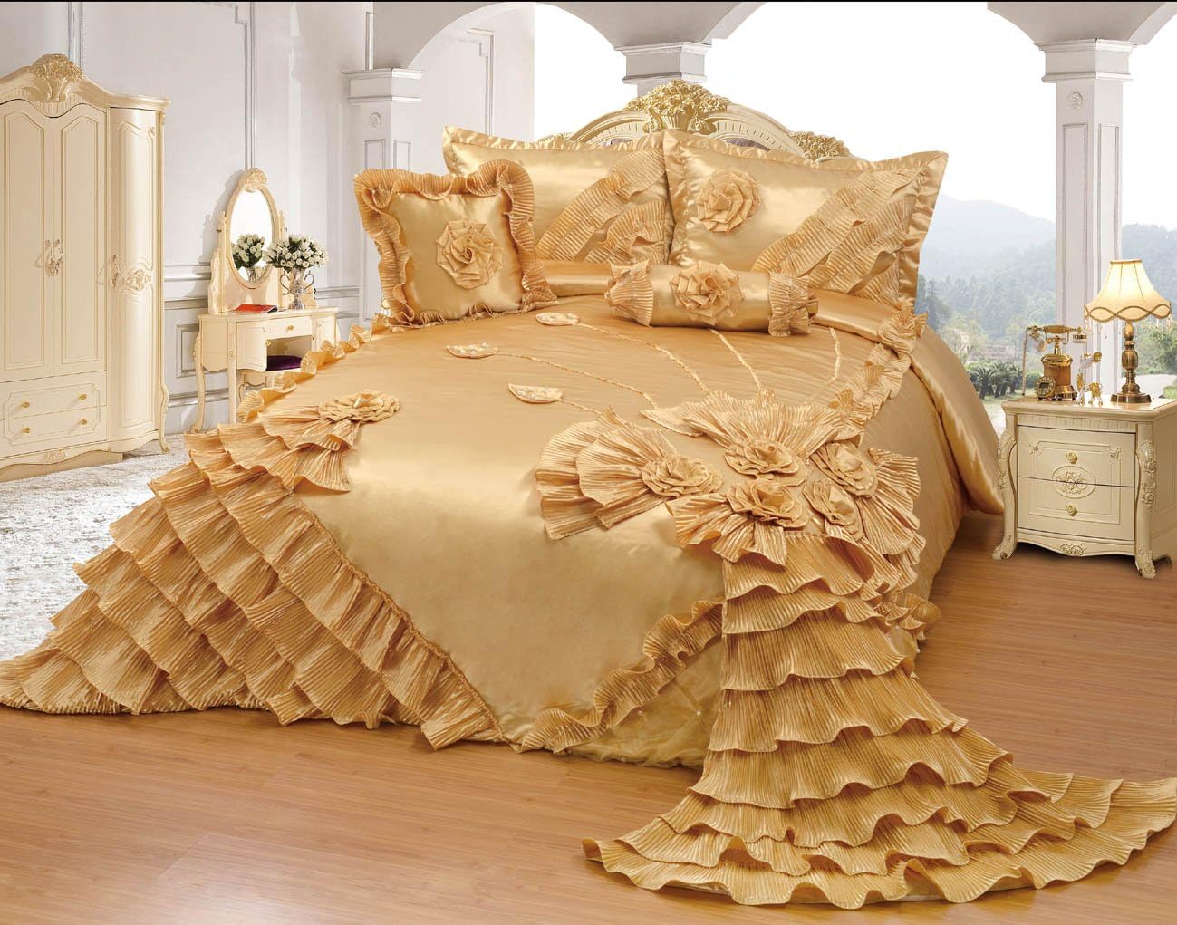 OctoRose Royalty Oversized Gold Wedding Bedding Bedspread | Cute Bed Set for Twin Size (76 x 96) | Aesthetic, Romantic and Fluffy | 5-Piece Set with 2 Pillow Sham, 1 Square Pillow, and 1 Neck Roll
