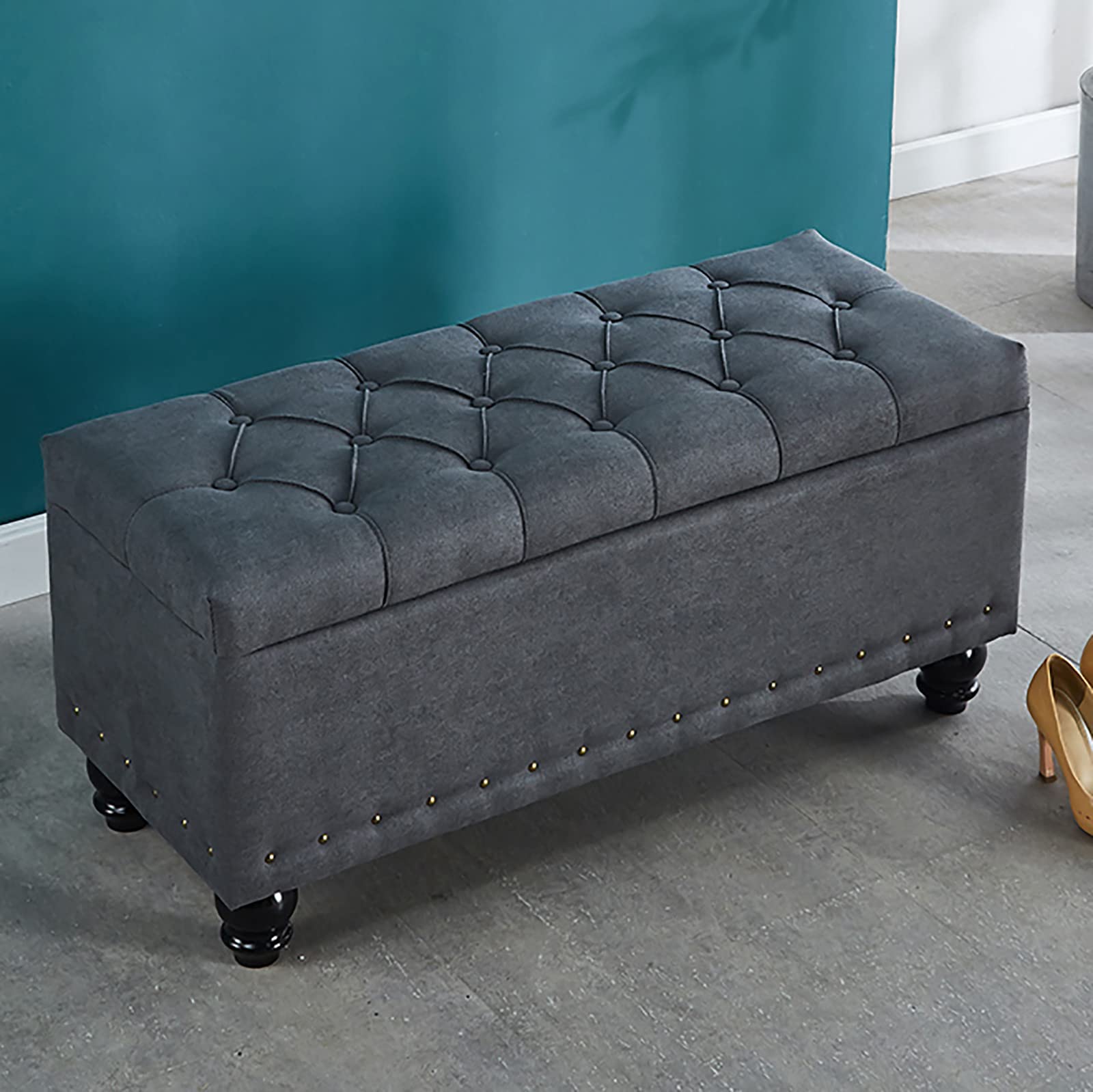 Banc à chaussures d'entrée de luxe pour organiser le salon avec style