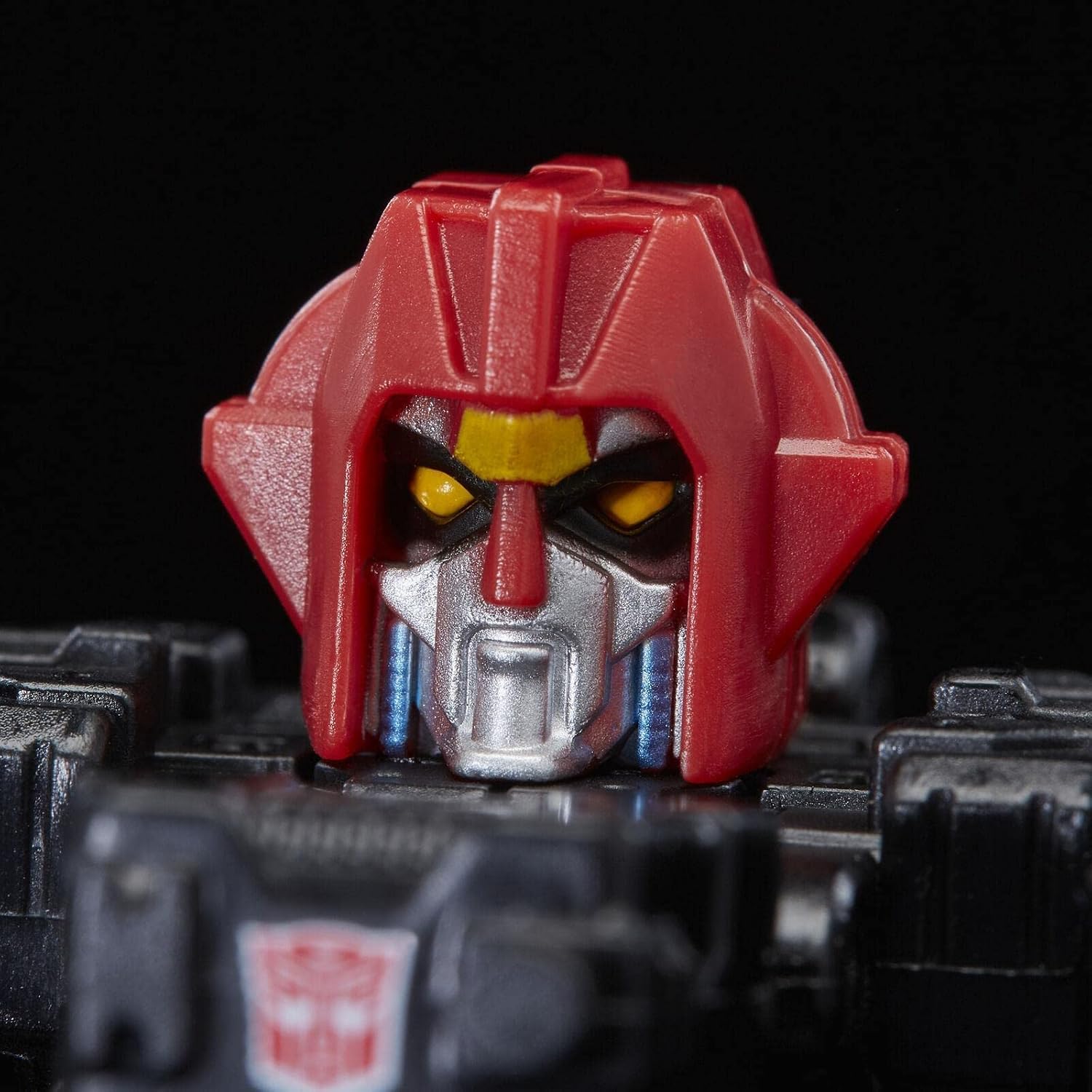 Transformers Generations Selects Deluxe WFC-GS04 Powerdasher Cromar Figure