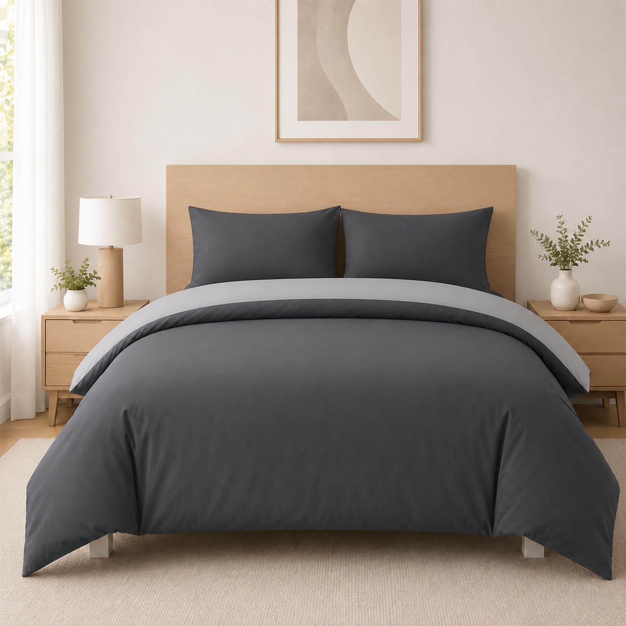 K&A Reversible Duvet Cover Set, Dark Grey & Silver, Double Brushed Microfibre Bedding Set with Fitted Sheet and Pillowcases, 200 x 200 cm, Soft Easy Care Machine Washable