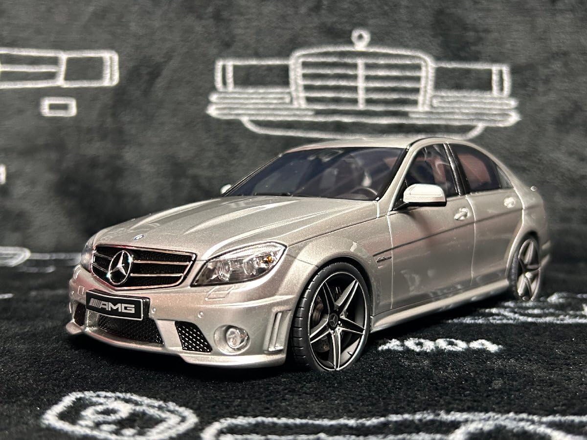 GT spirit 1/18 Mercedes Benz C63 AMG 2008 W204 Silver