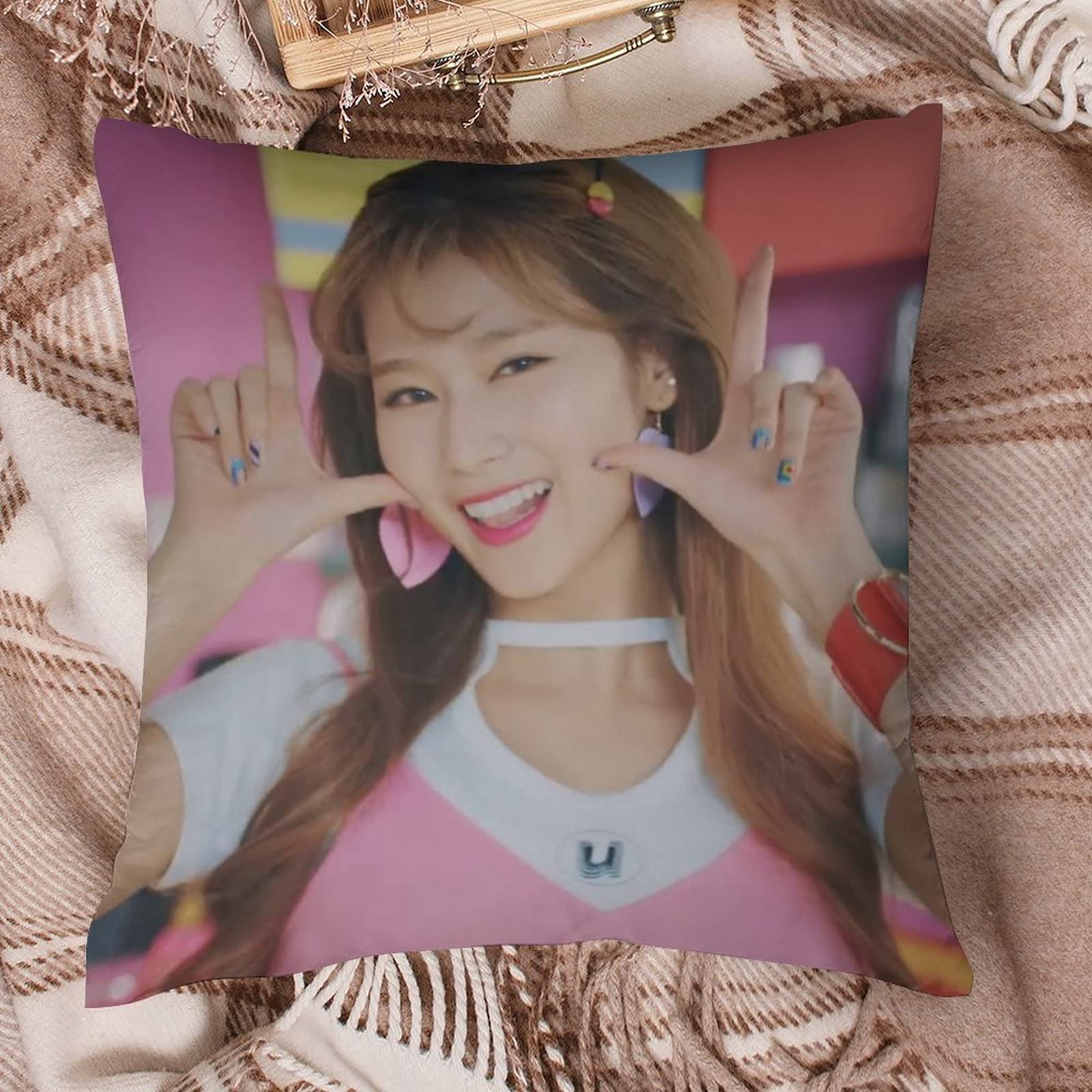 Amazon.co.jp: TWICE サナ クッションカバー 座布団カバー ソファー