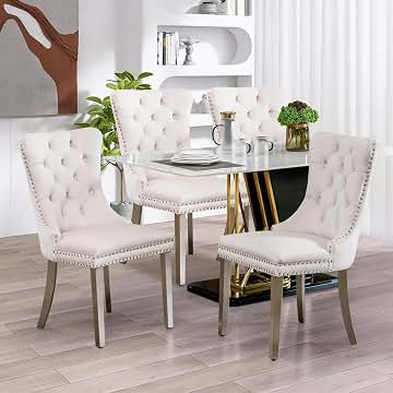 SoarFlash Sillas de Comedor en Terciopelo, con Espaldar ala Acolchado, Remaches de Clavos, Forro Remachado, Aro Decorativo Trasero y Patas de Plata, Juego de 4, Beige