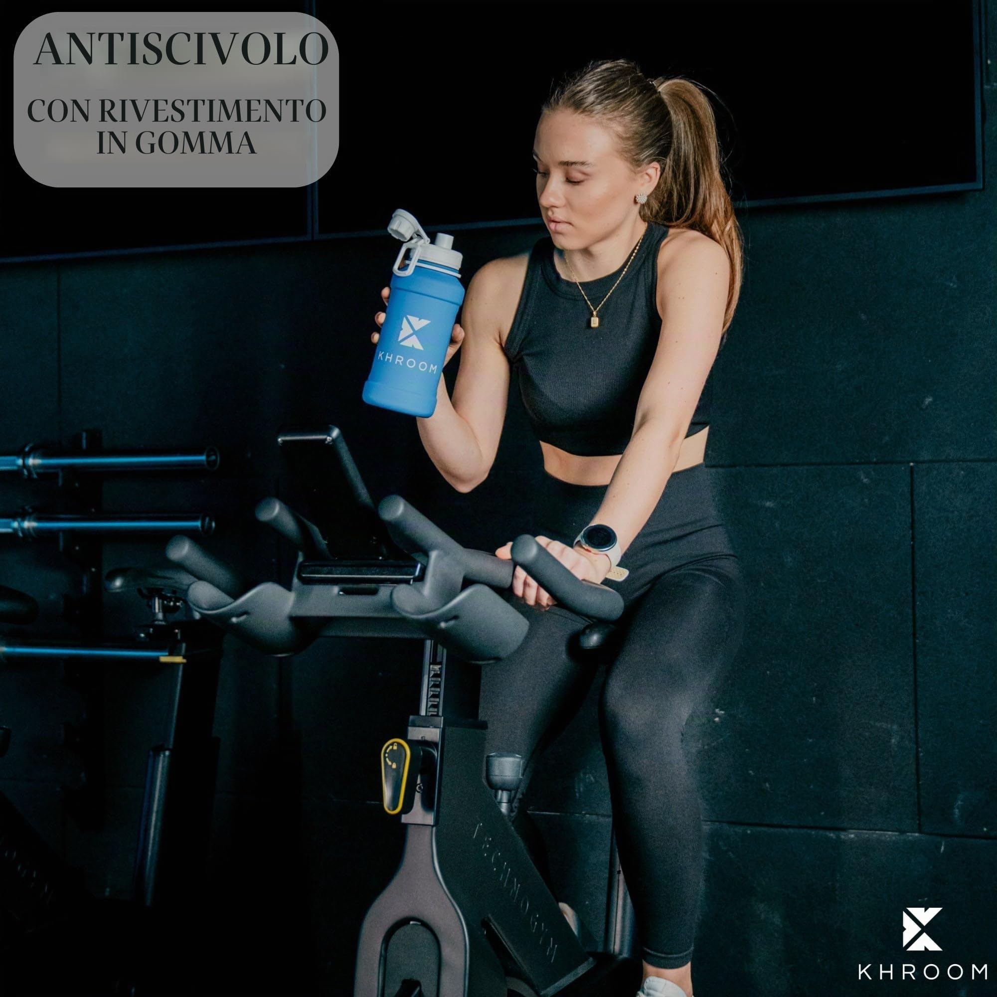 Khroom Borraccia in acciaio inox 1,3L & 2,2L – Per bevande gassate, a prova di perdite, lavabile in lavastoviglie | XXL Bottiglia d'acqua in metallo 2 litri Per Fitness, Sport e Outdoor Nero