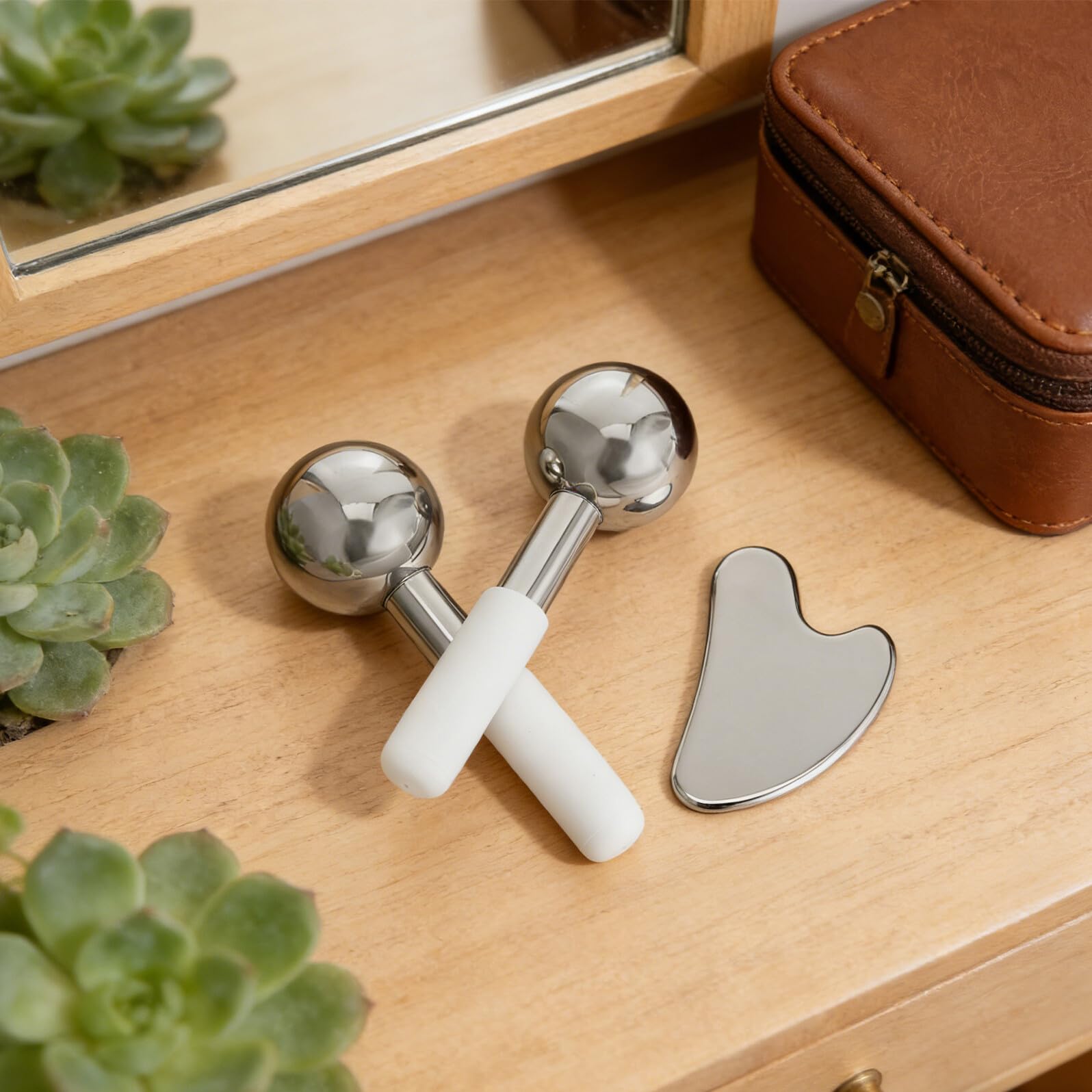 Set Gua Sha in Acciaio Inox Argento, 1 Pezzo per Viso e Collo | Forma Multipla, per Spa e Casa, Massaggio su Schiena e Corpo, Strumento Freddo Finitura in Acciaio