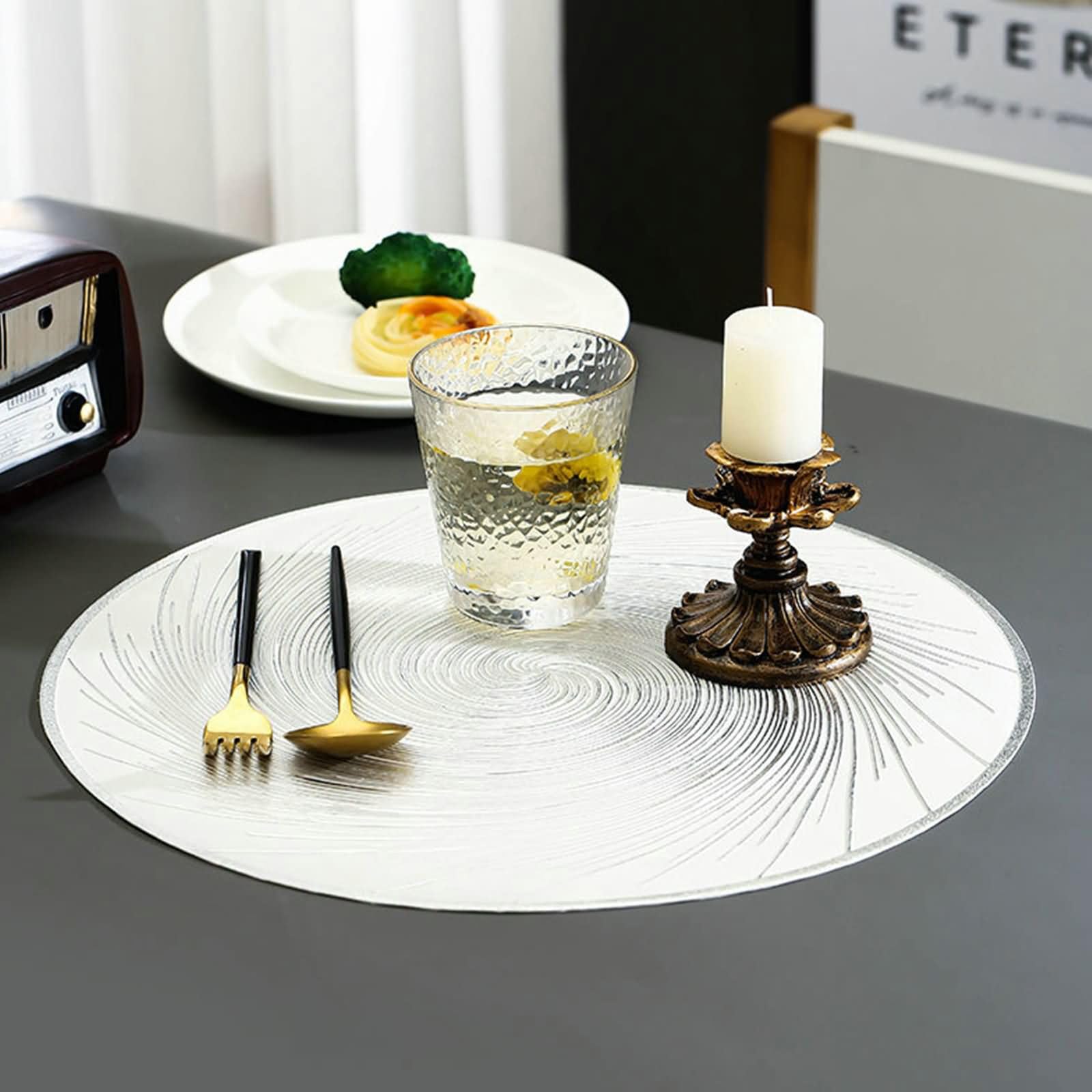 Salvamanteles Individuales 10PCS,38 CM, PVC,Redondo con Patrón Geométrico,Individual Plata Mesa Comedor