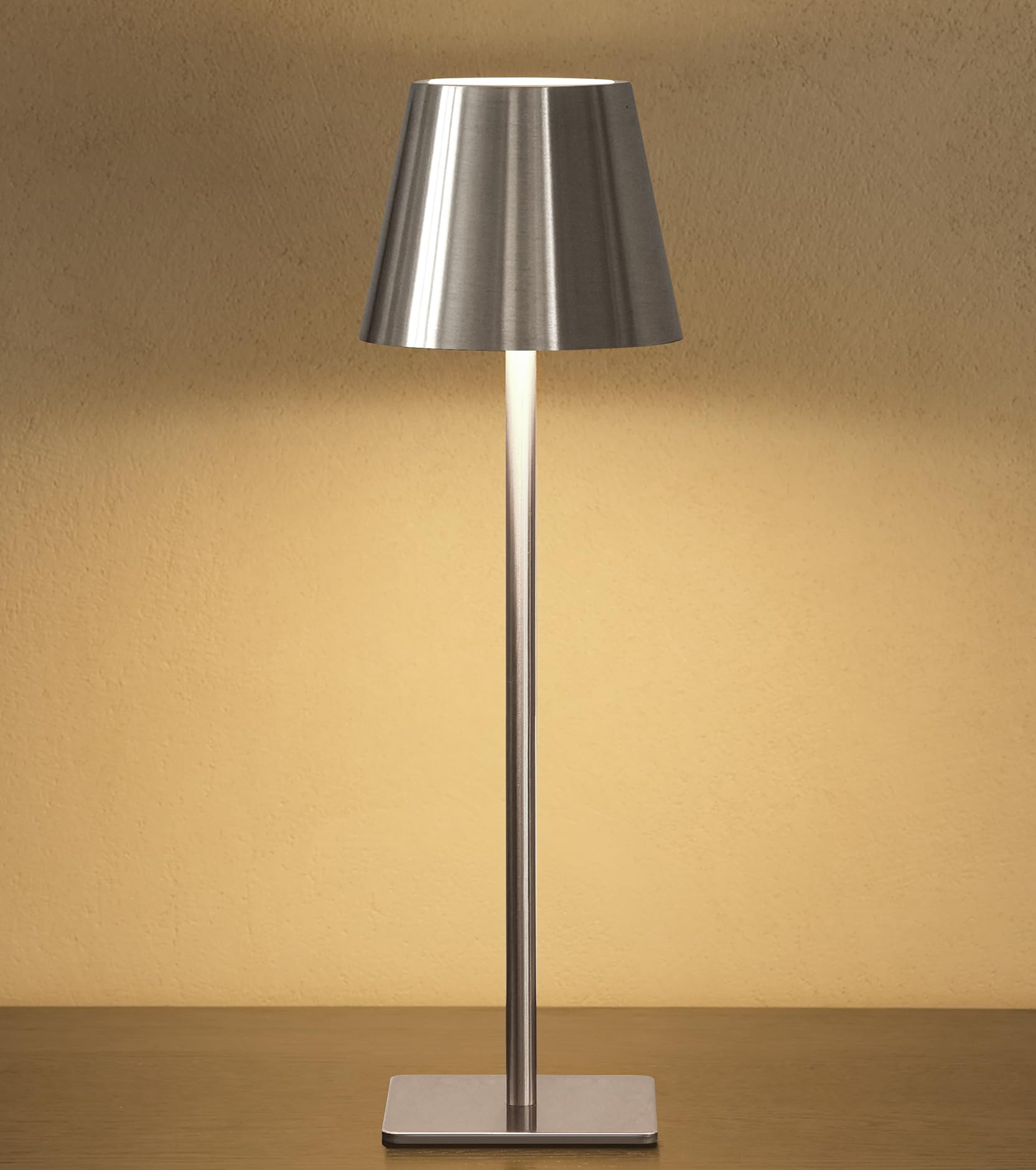 UME Cordless Table Lamp, Battery Operated Lamp - Portable Waterproof Rechargeable Table Lamp w/ 3 Color Temps &amp; Stepless Dimming for Dinner, Desk, Cafe, Outdoor (Brushed Silver)