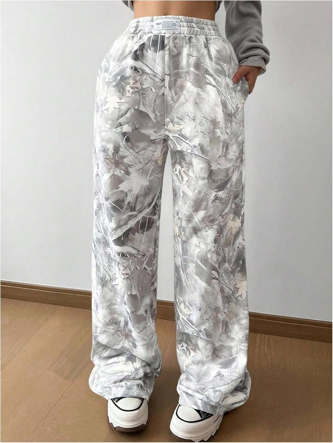 Girl's Camo Graphic Sweatpants Elastic Waisted Wide Leg Pants Athletic Pants - Image 2