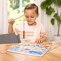 Vista 8 de Melissa & Doug - Juego de pesca magnético de madera y rompecabezas con imanes de animales marinos de madera