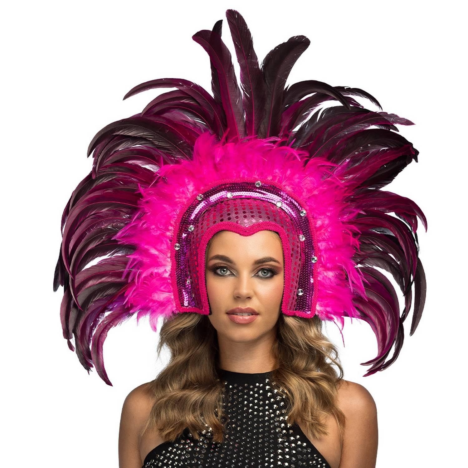 Coiffe brésilienne à plumes rose pour briller au carnaval et soirées