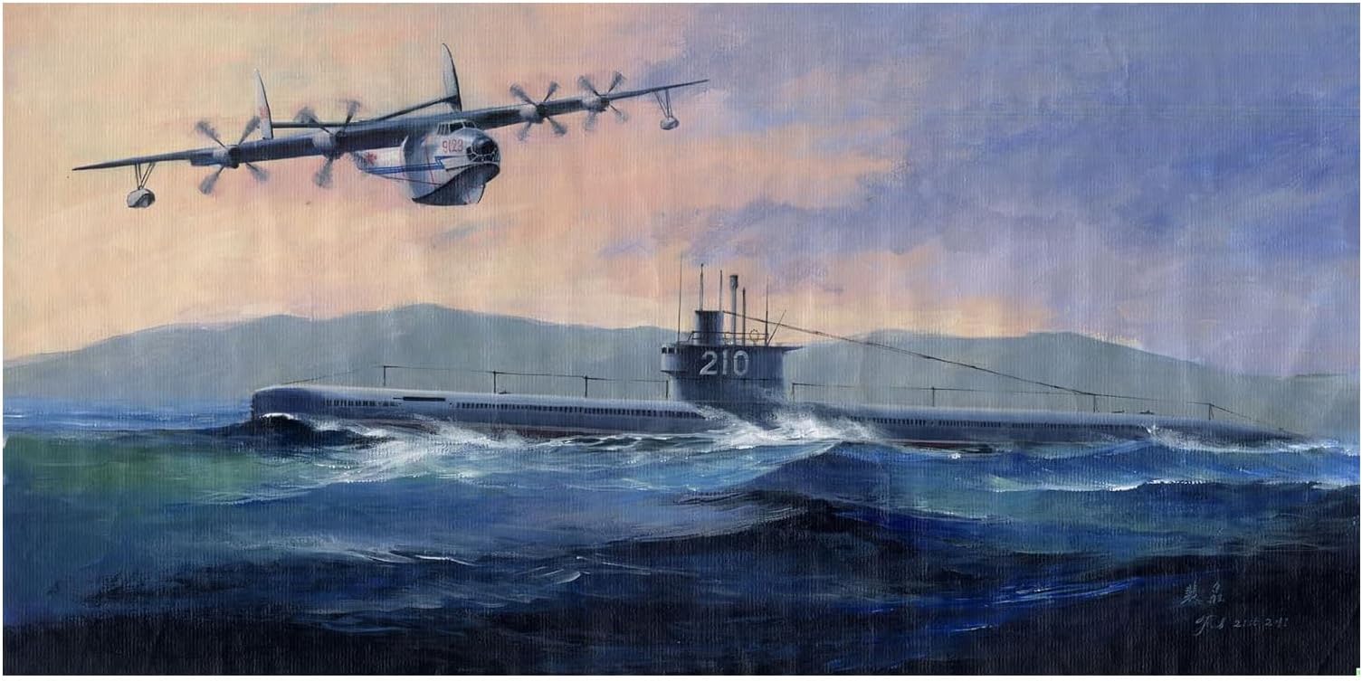 Hobbyboss 1:350 Scale PLAN Type 033 Submarine and SH-5" Model Kit (Grey)
