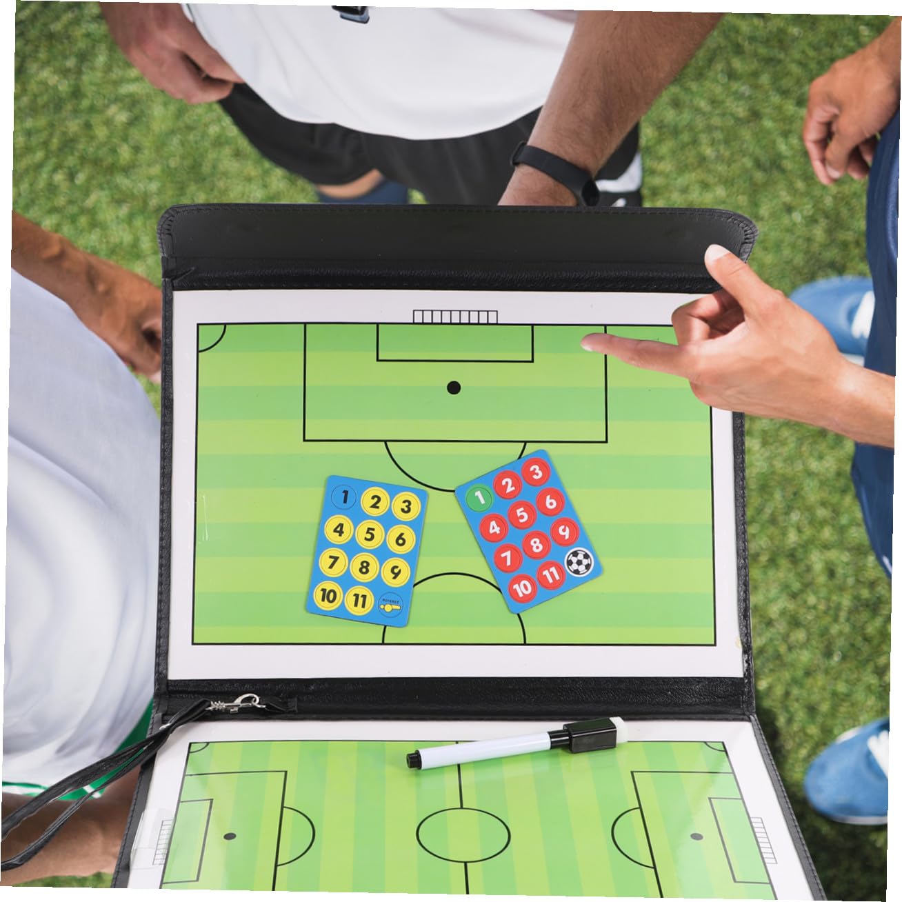Fußballbrett Fußballtrainingsübungsbrett Fußballbrett Fußballtrainingsbrett Fußballtrainingsausrüstung Fußballspielarmbänder Trainingsbrett Fußballmarkierungstafel PVC